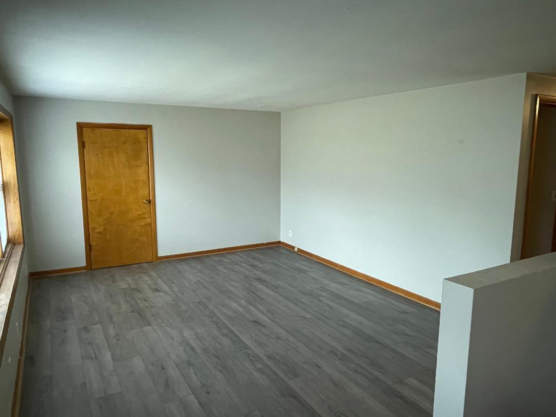 421 1/2 Buell Avenue