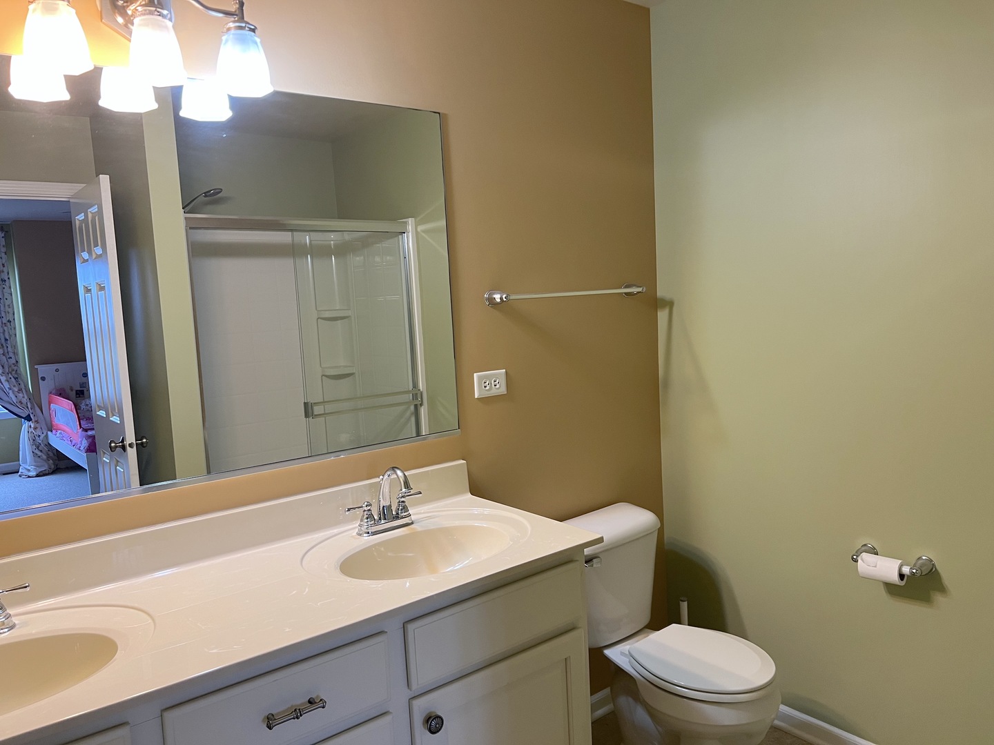 1037 Ravendale Court