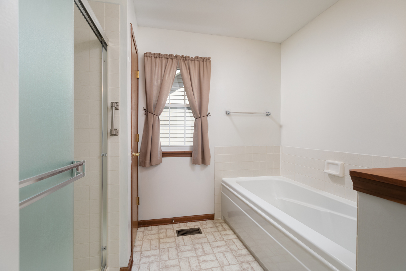 13424 Tall Pines Lane