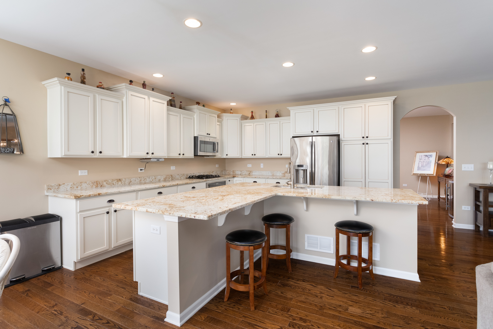 2904 Chevy Chase Lane