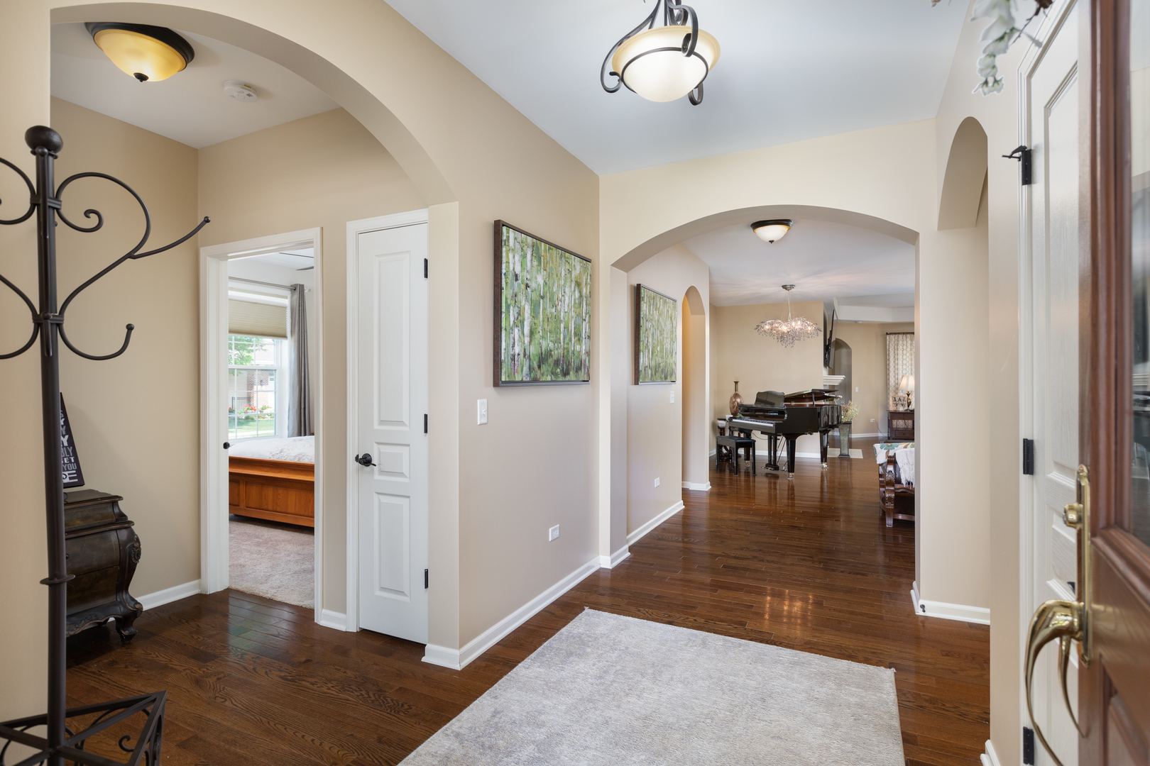 2904 Chevy Chase Lane