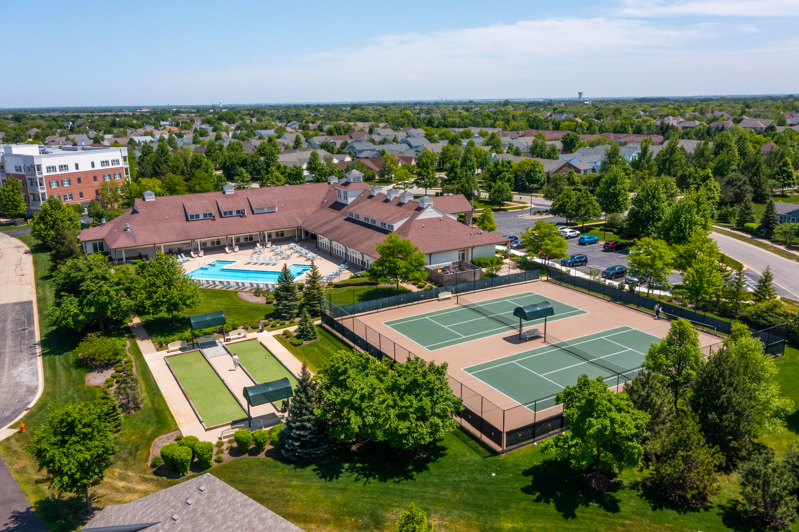 2904 Chevy Chase Lane