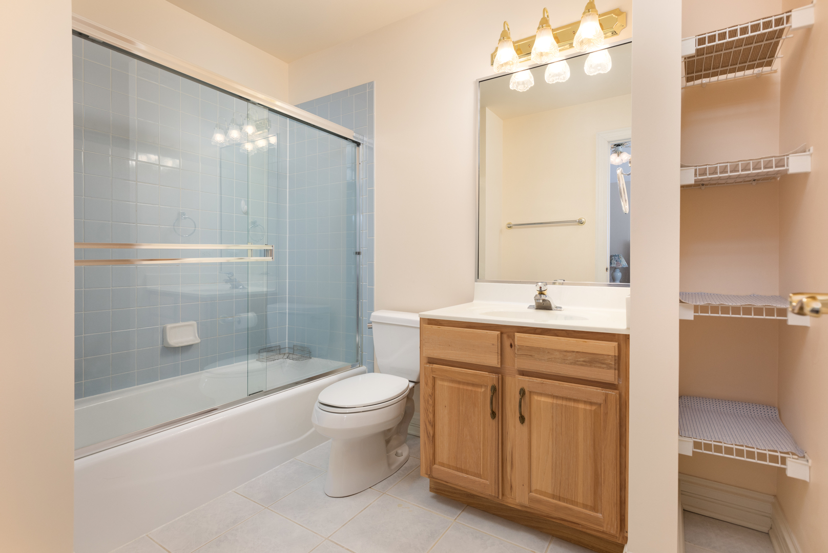 2219 Glouceston Lane