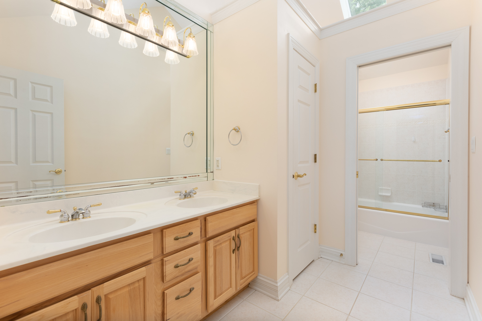 2219 Glouceston Lane