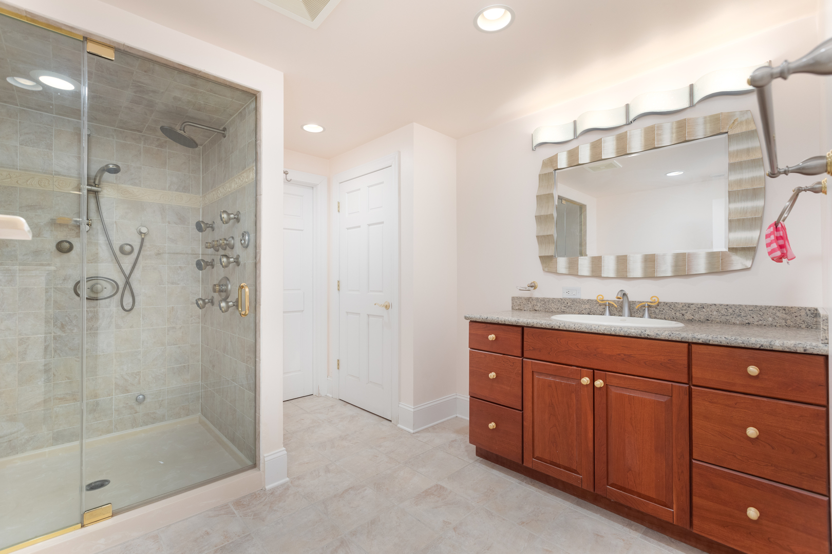 2219 Glouceston Lane