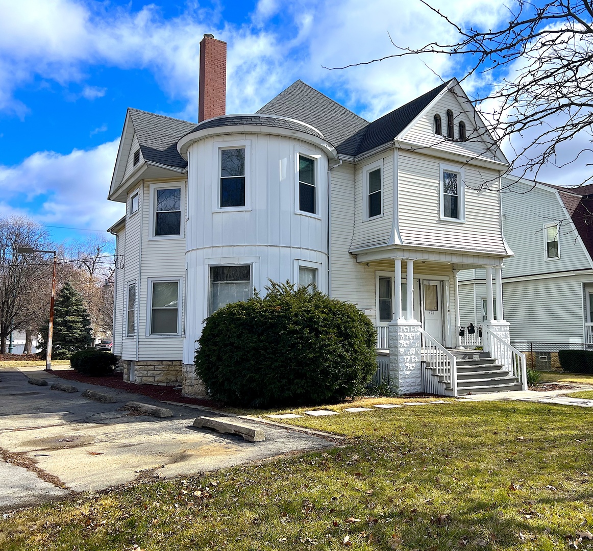 421 Buell Avenue