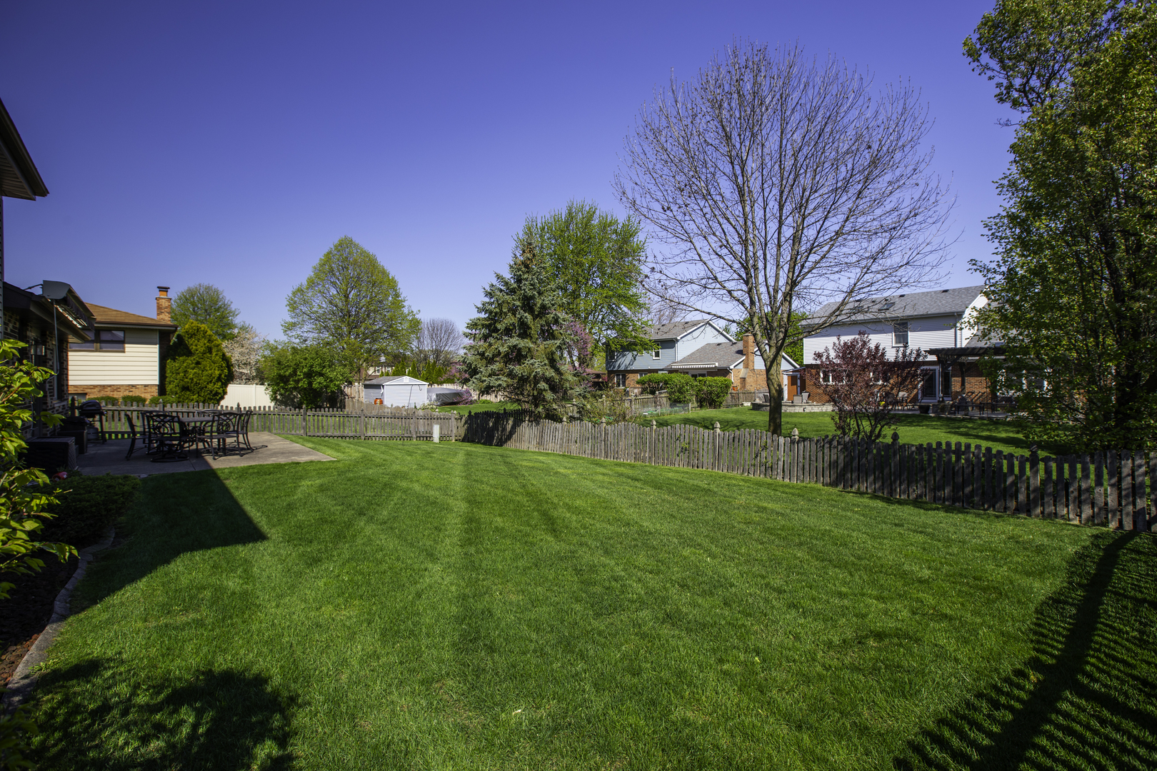 20w518 Elizabeth Drive