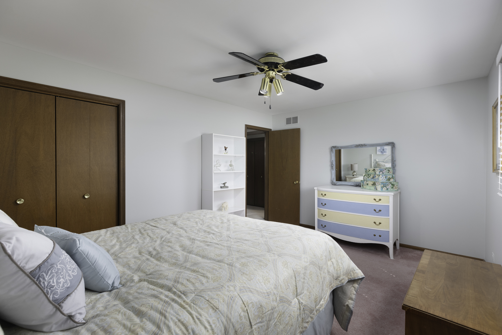 20w518 Elizabeth Drive