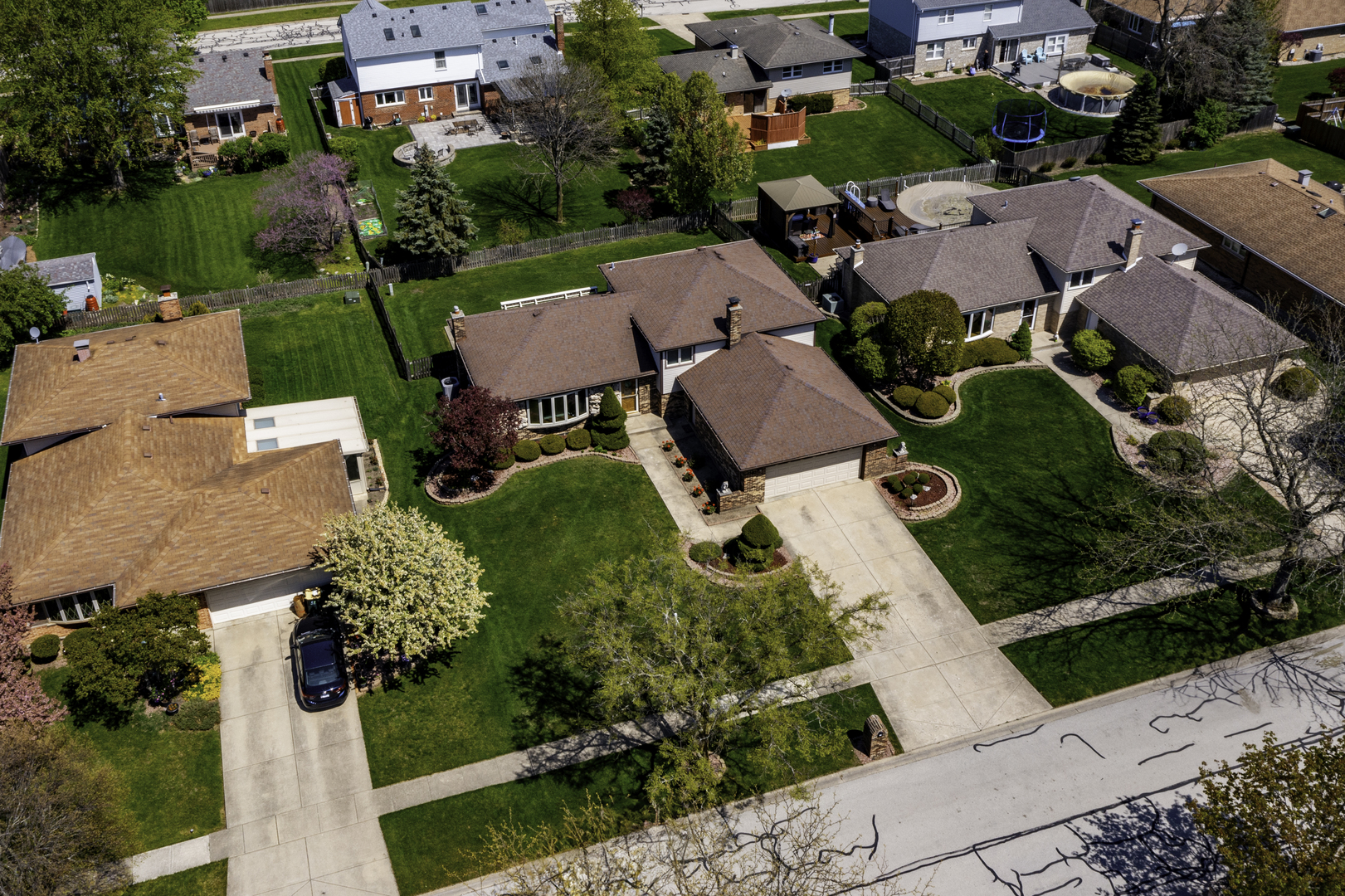 20w518 Elizabeth Drive