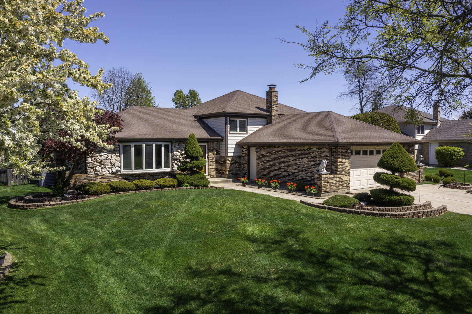 20w518 Elizabeth Drive