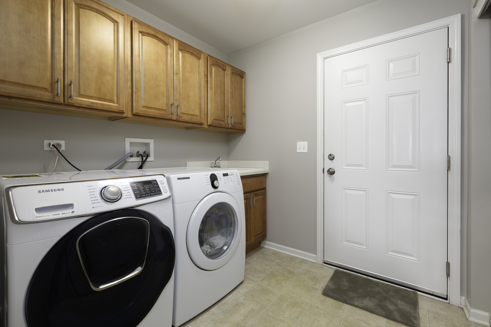 3803 Monterey Circle