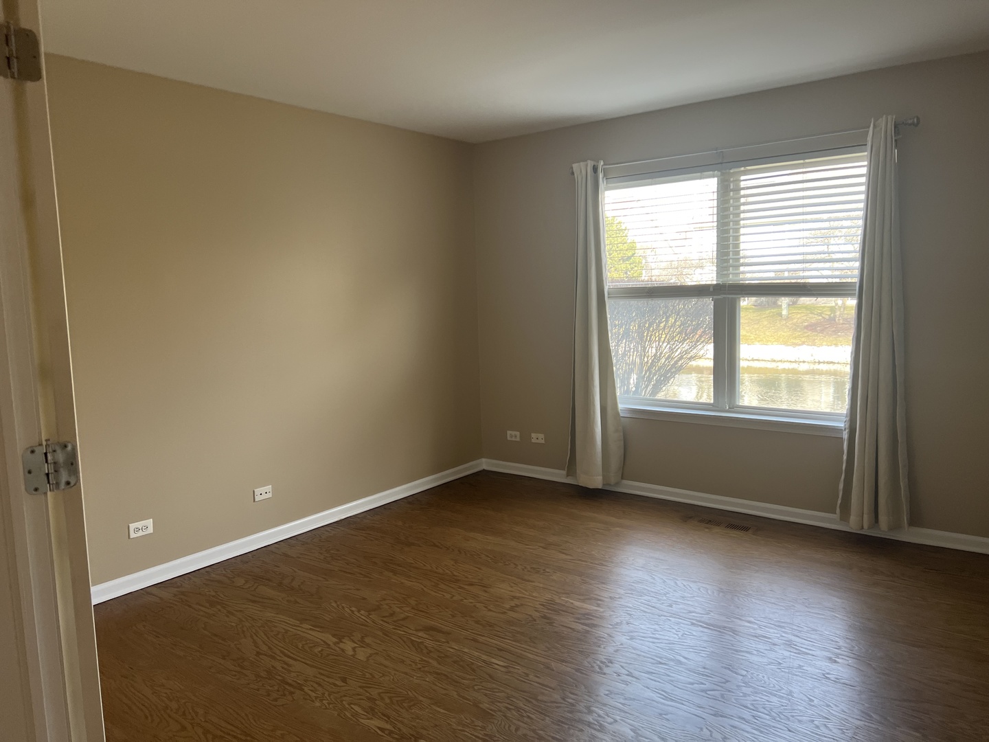 3257 Cool Springs Court