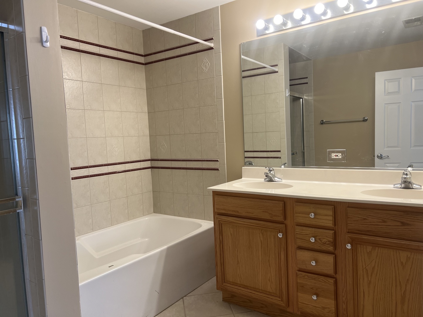 3257 Cool Springs Court