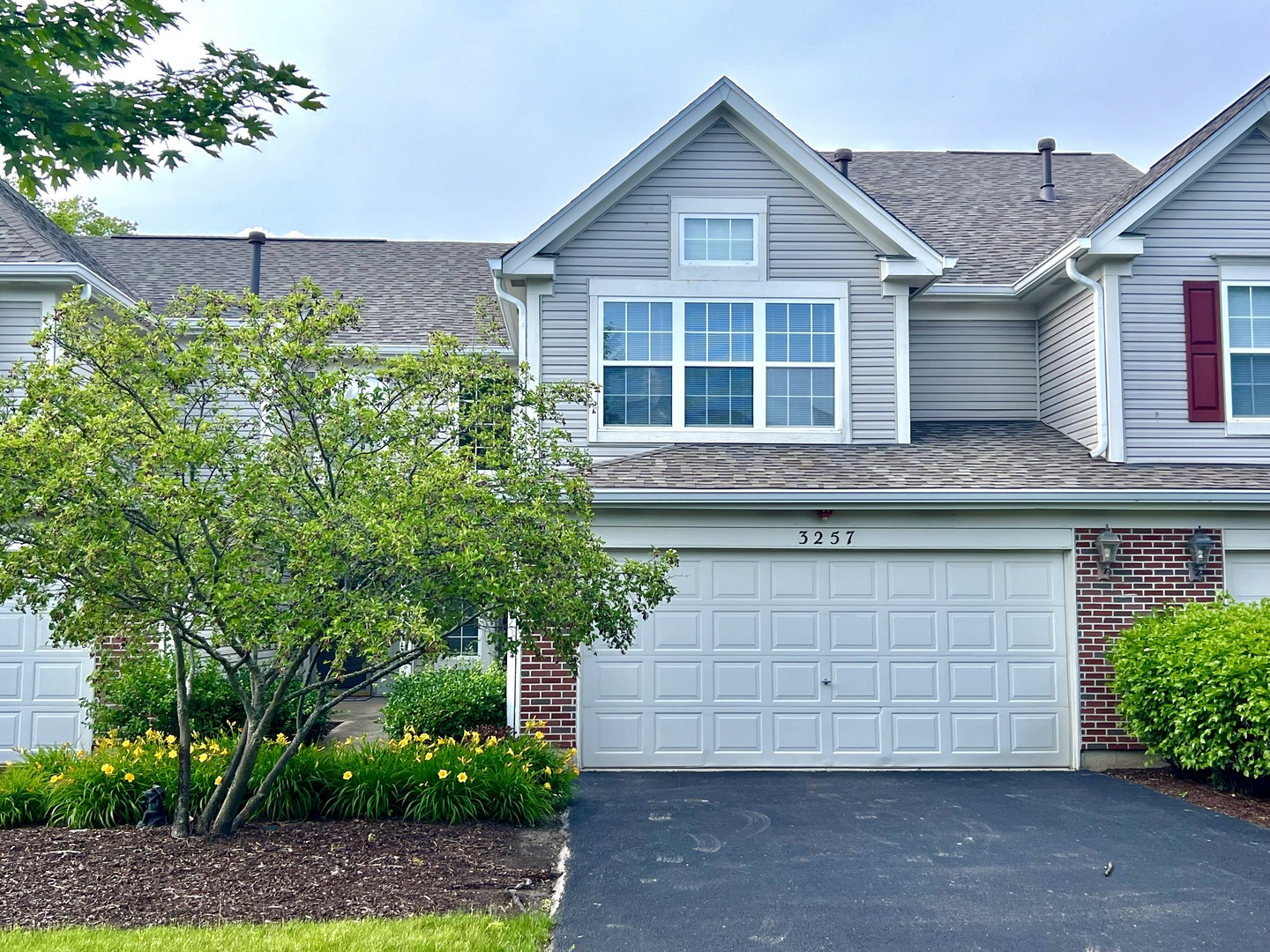 3257 Cool Springs Court