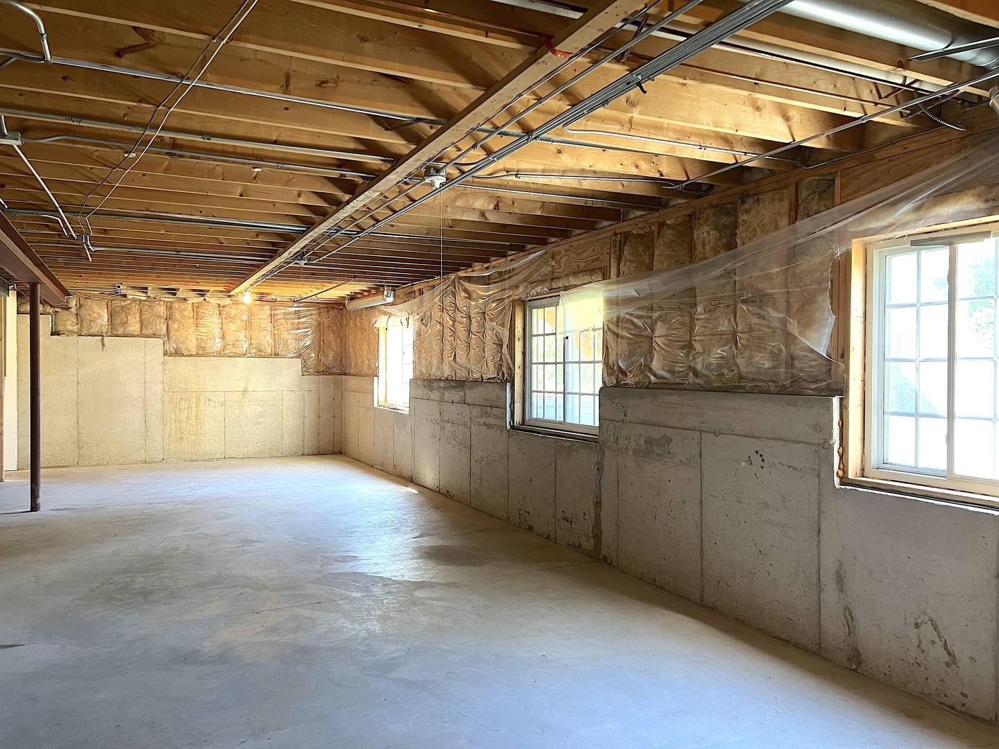 26313 WHISPERING WOODS Circle