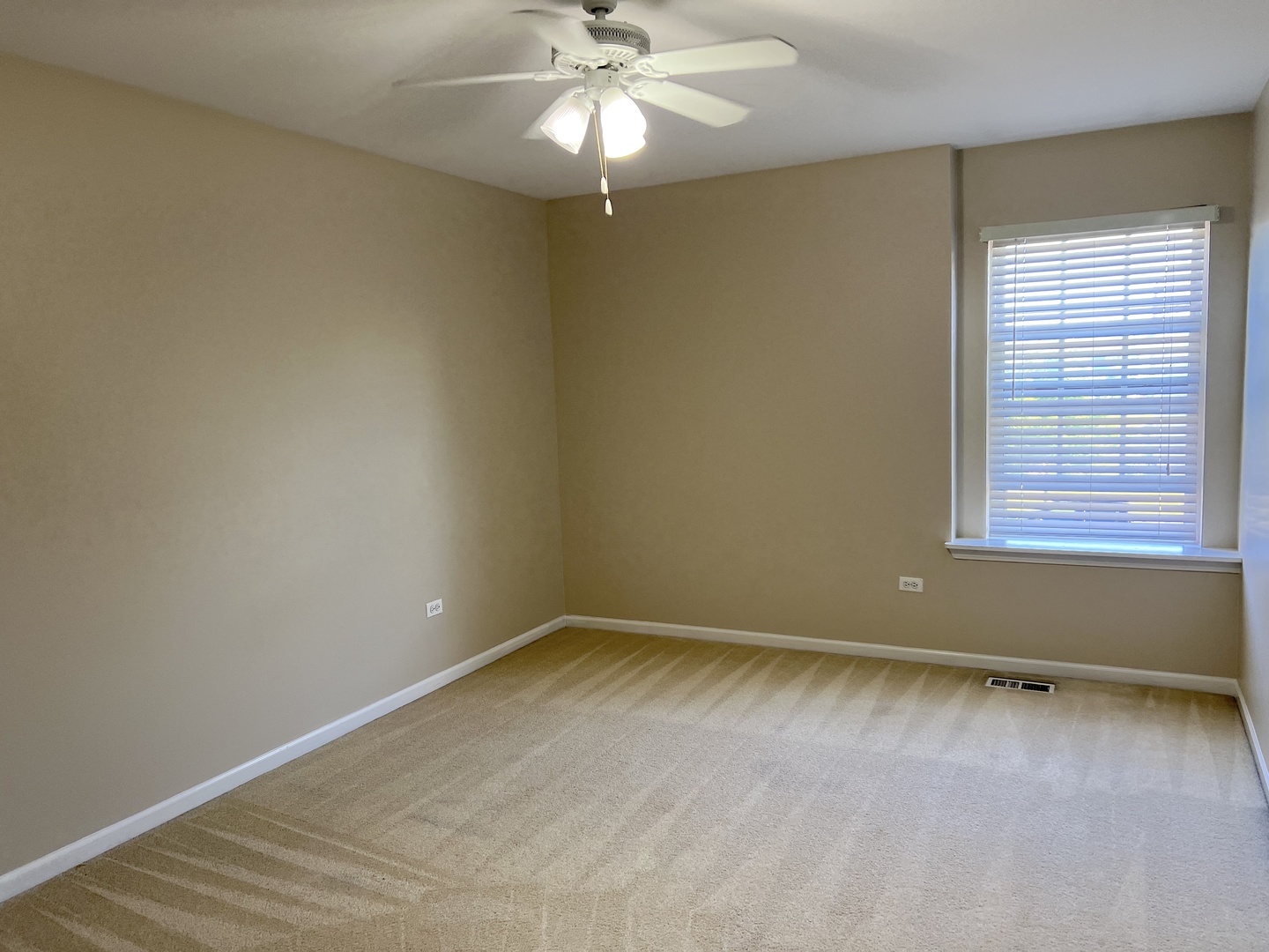 26313 WHISPERING WOODS Circle