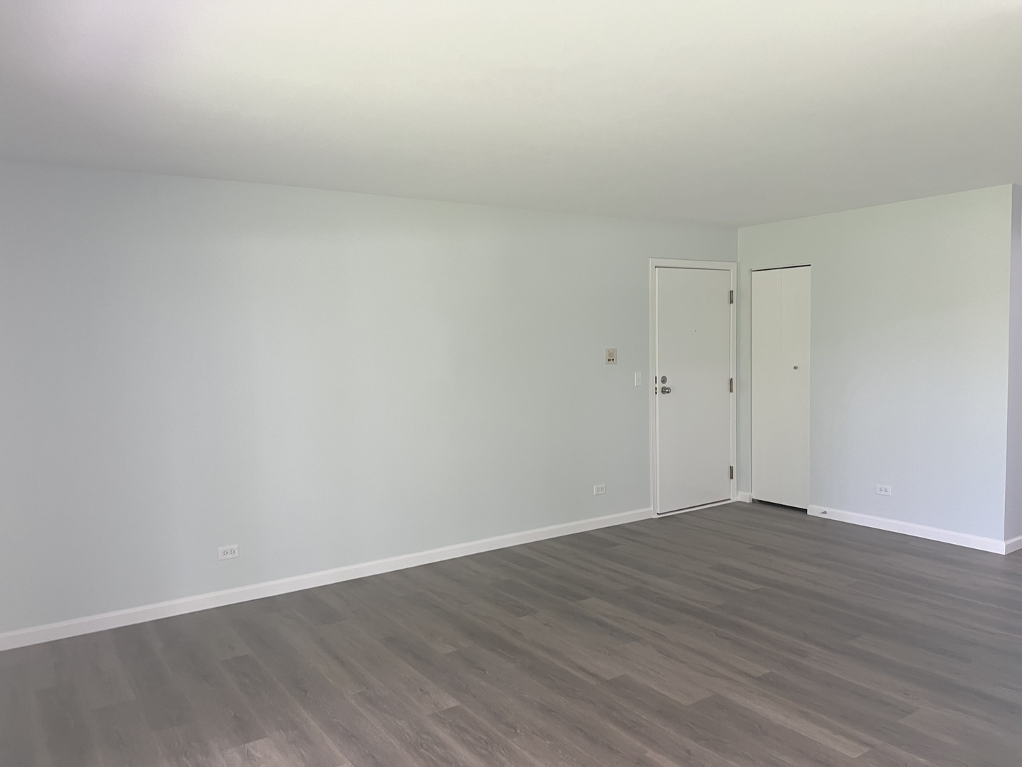 1176 Auburn Lane Unit: 1176