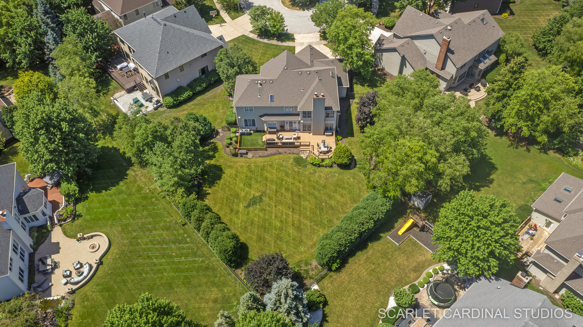 2408 Stoneleigh Court