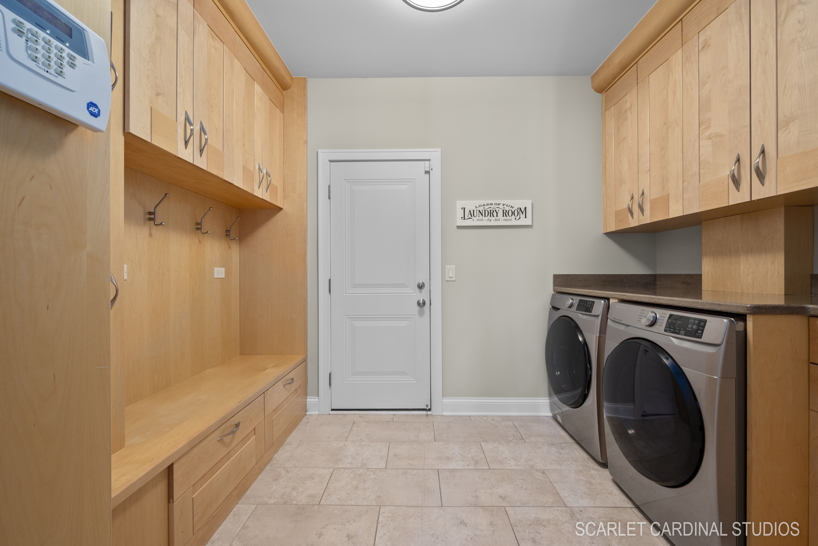 2408 Stoneleigh Court