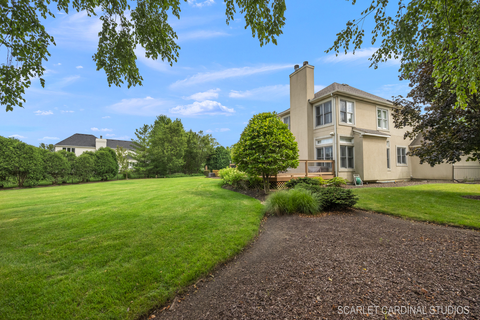 2408 Stoneleigh Court