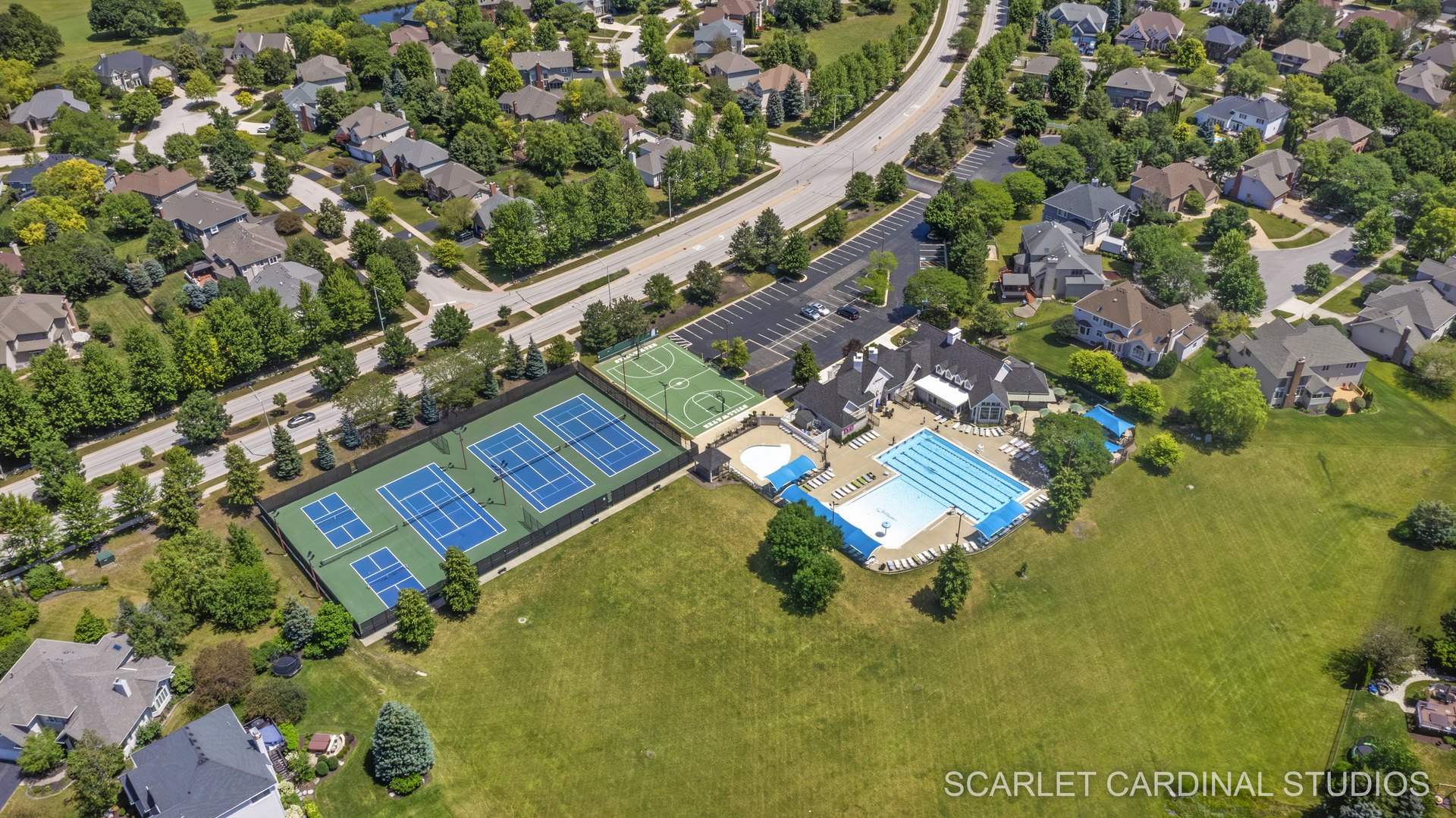 2408 Stoneleigh Court