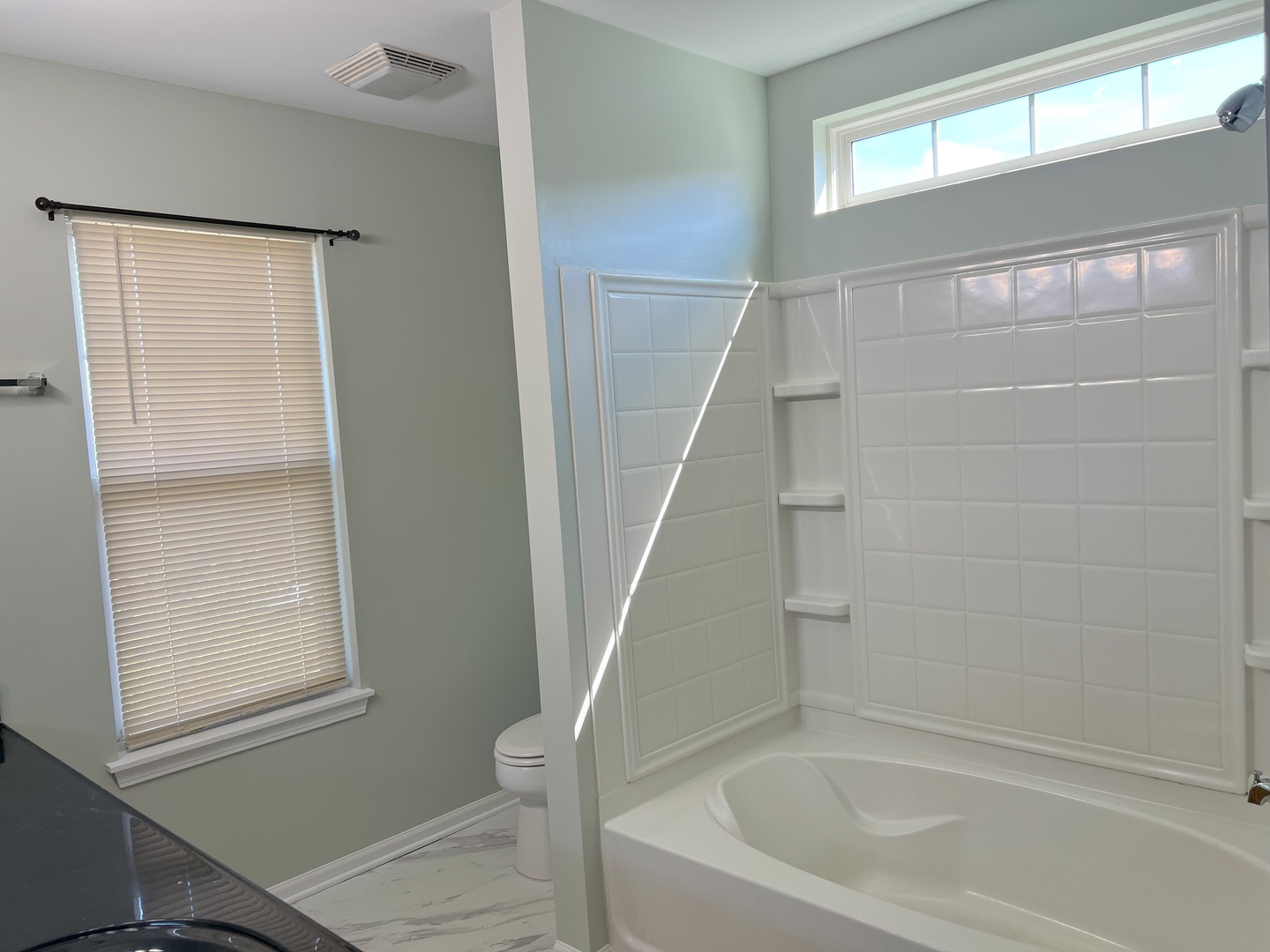 424 N Commerce Street