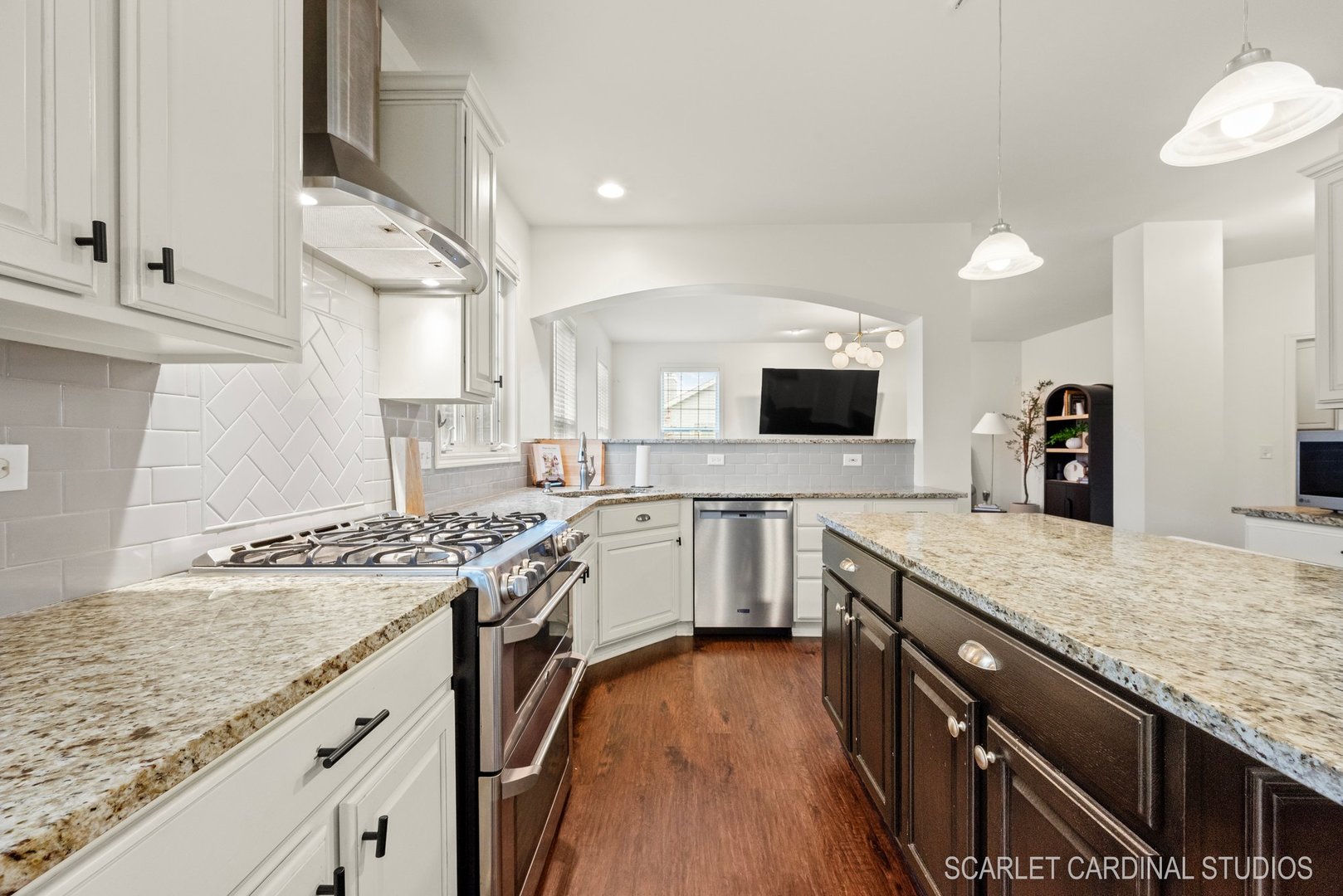 2407 Fresno Lane