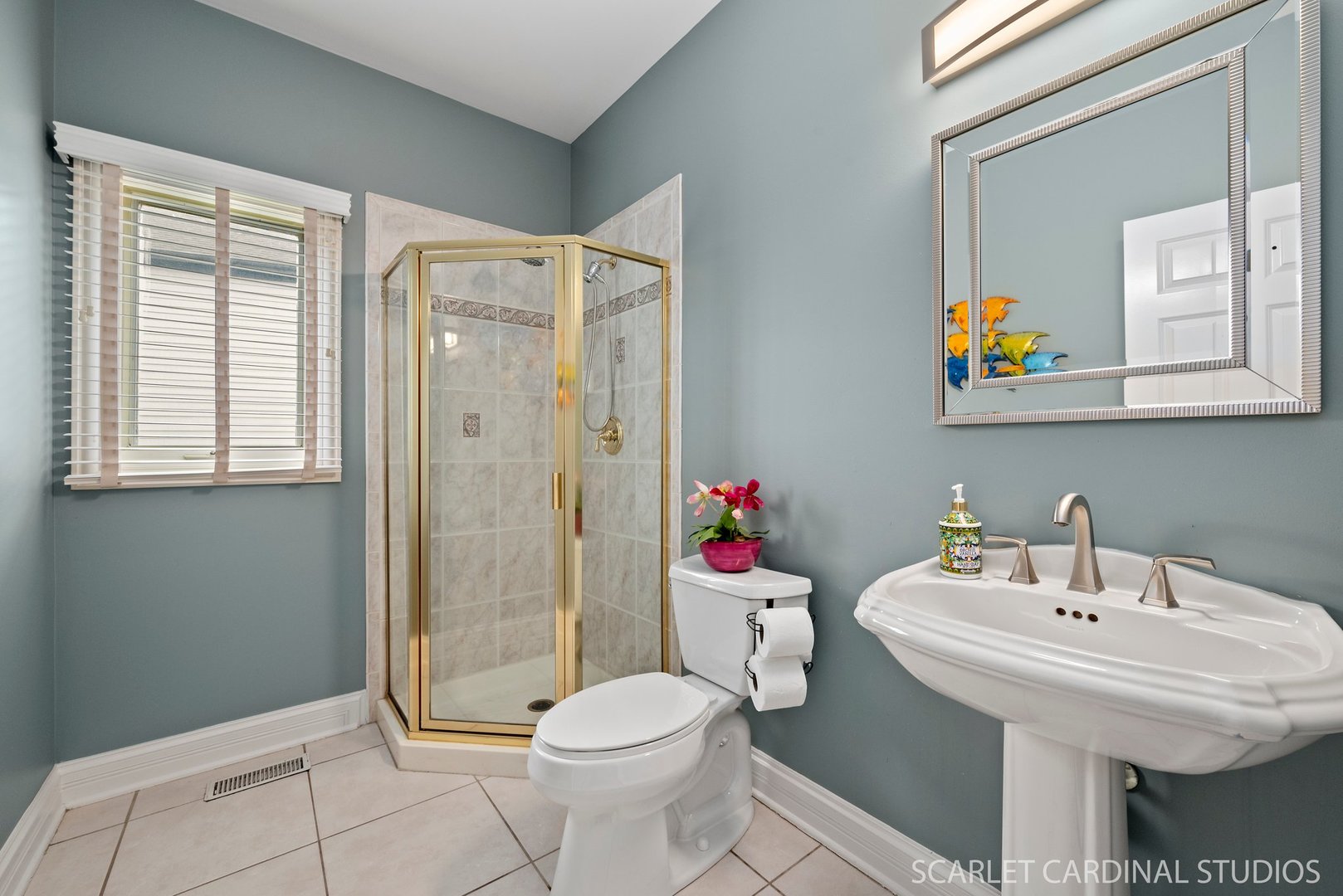 2236 COMSTOCK Lane