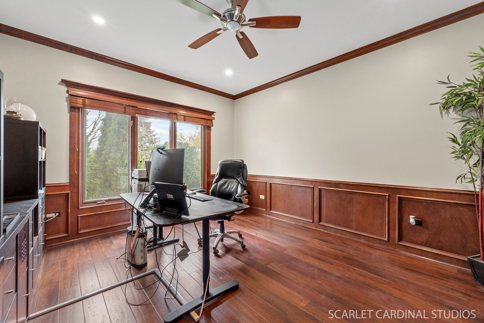 2236 COMSTOCK Lane