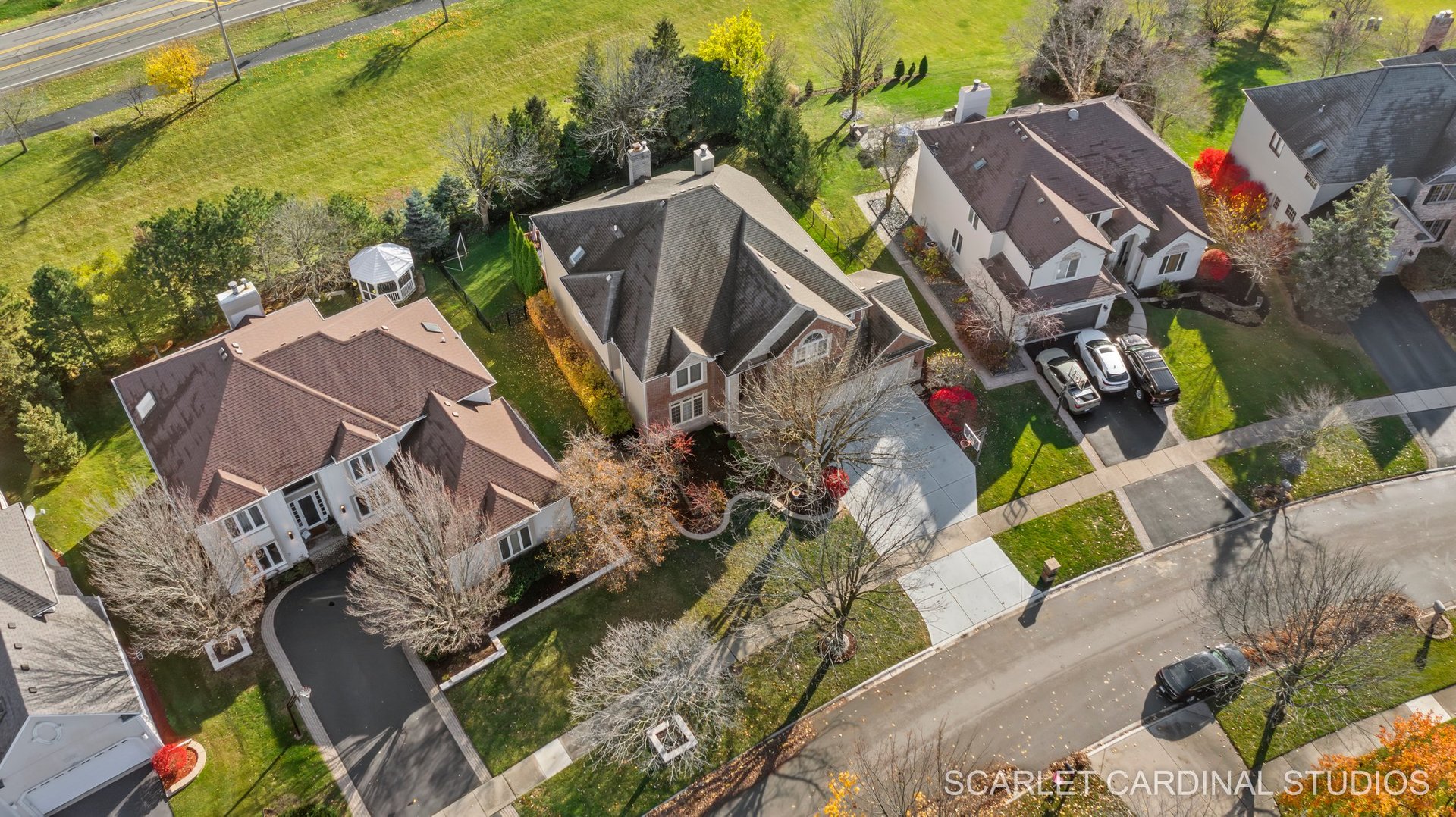 2236 COMSTOCK Lane
