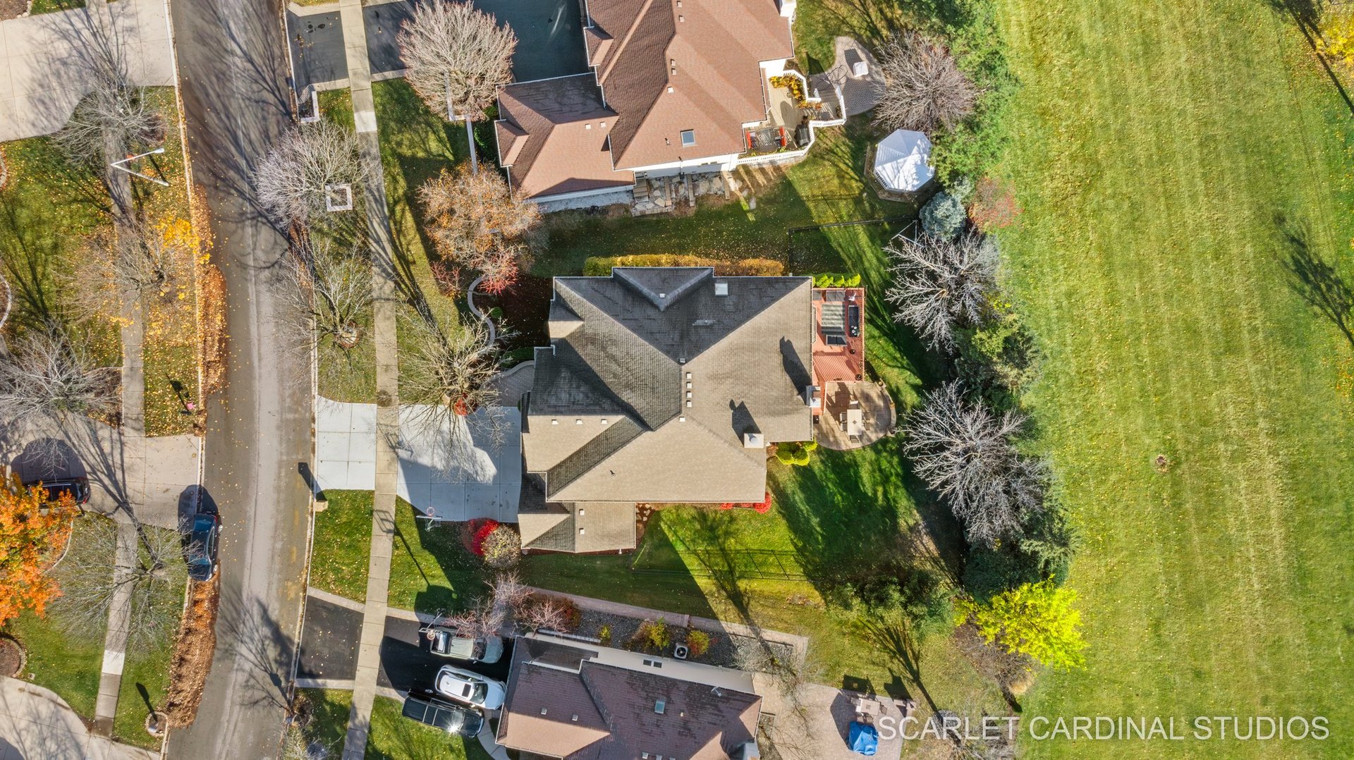 2236 COMSTOCK Lane