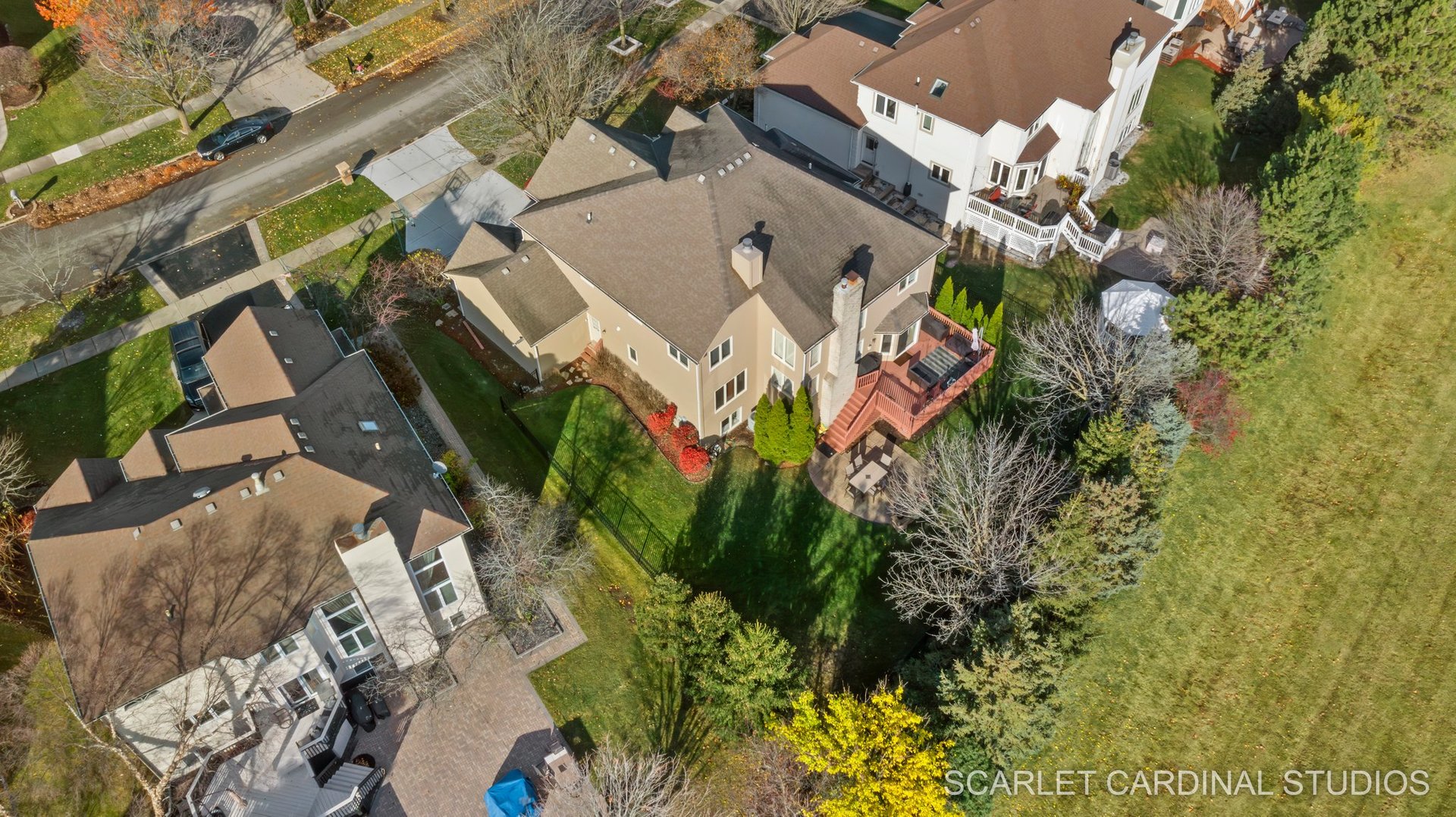 2236 COMSTOCK Lane