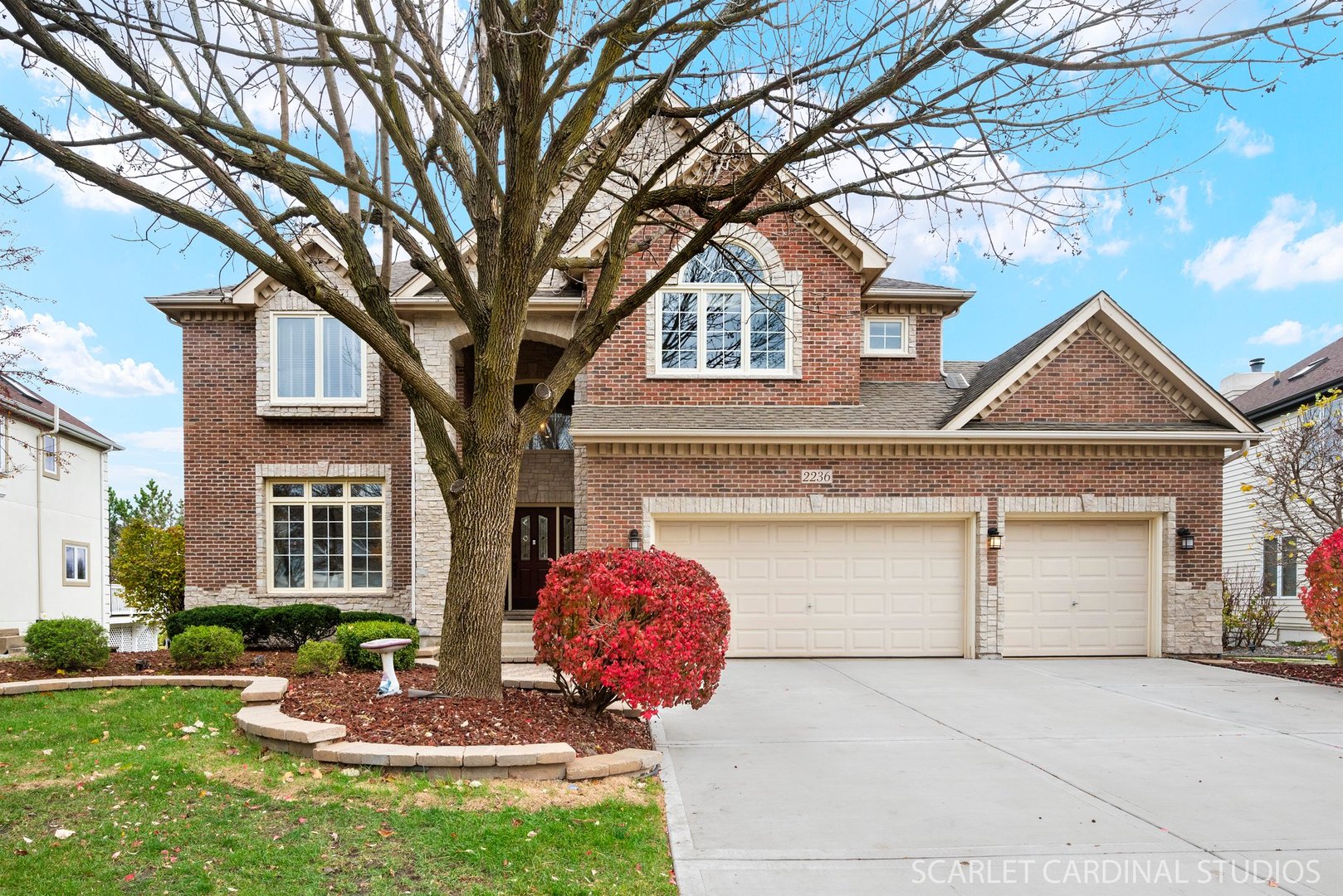 2236 COMSTOCK Lane