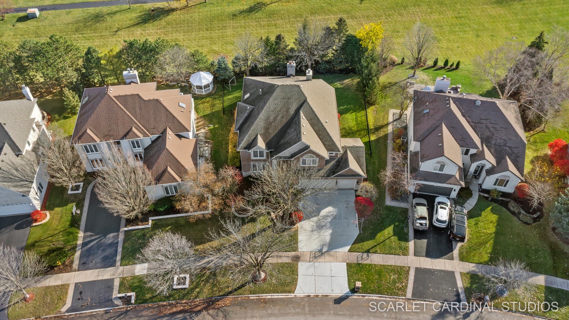 2236 COMSTOCK Lane