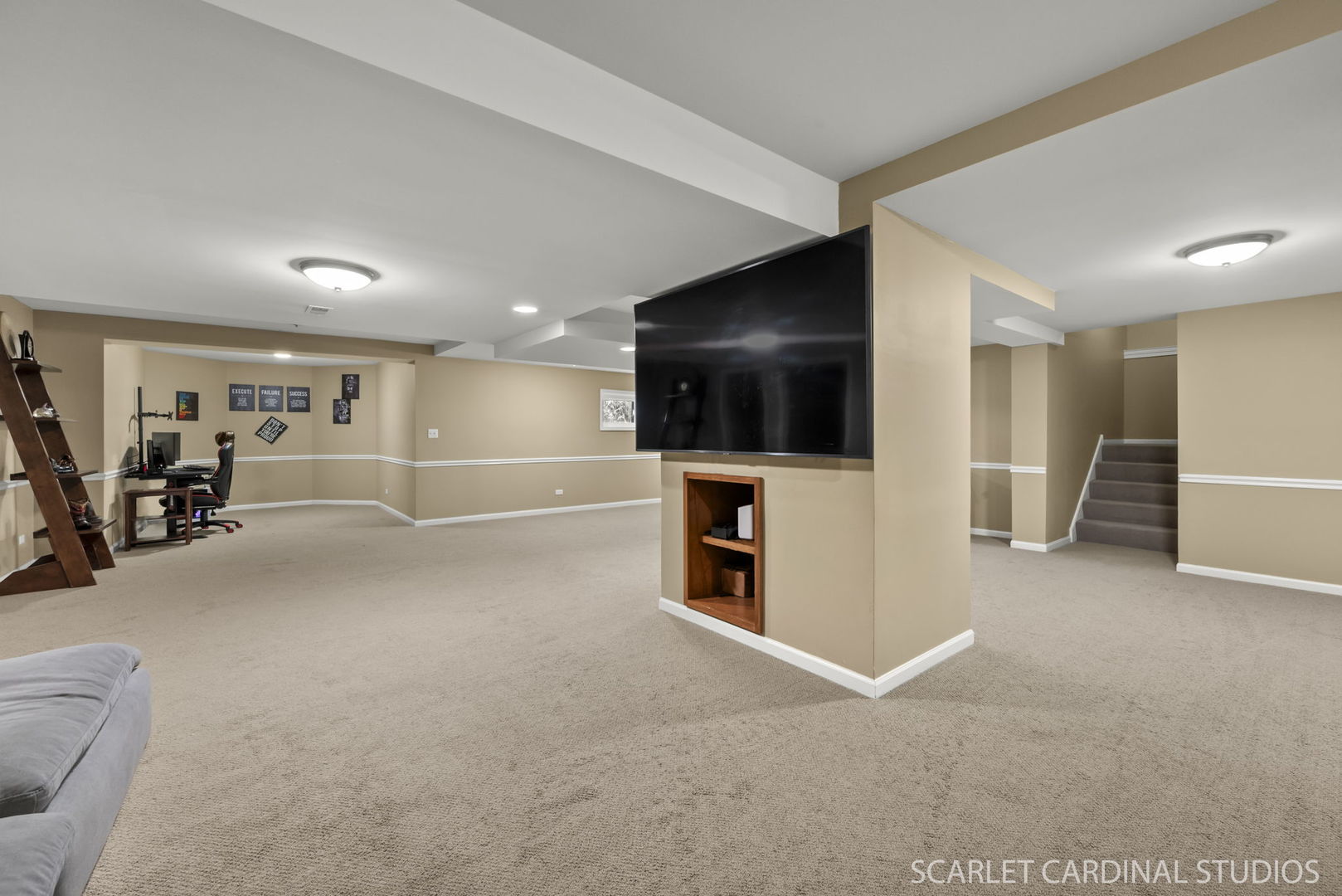 2511 Saddlebrook Drive