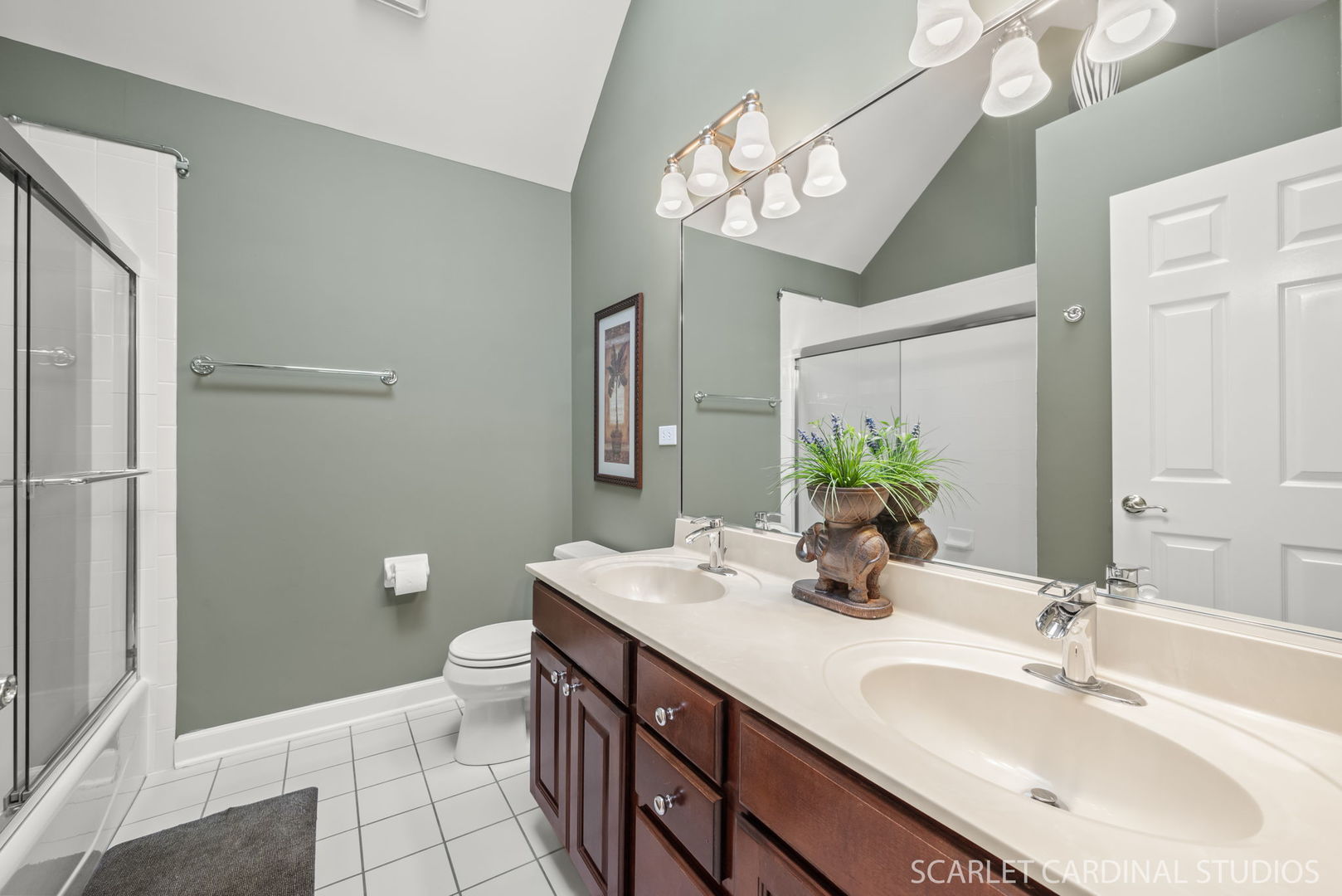 2511 Saddlebrook Drive