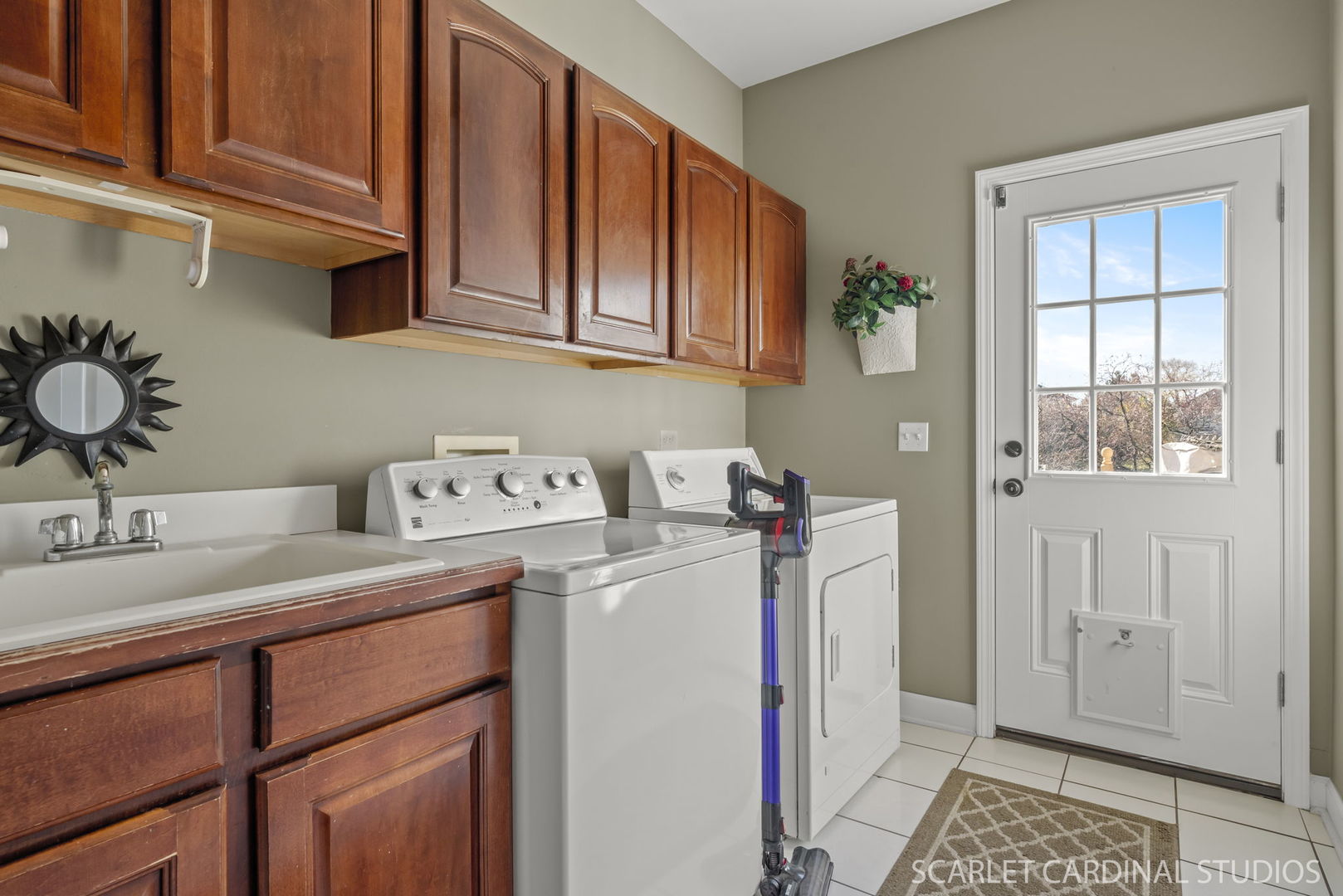 2511 Saddlebrook Drive