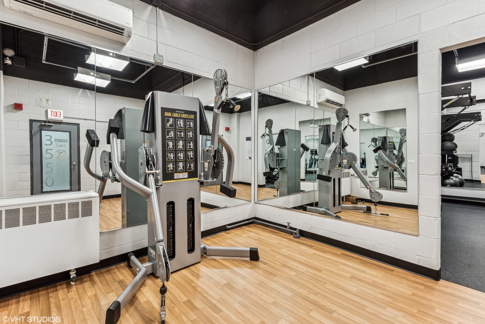 3550 N Lake Shore Drive Unit: 2504