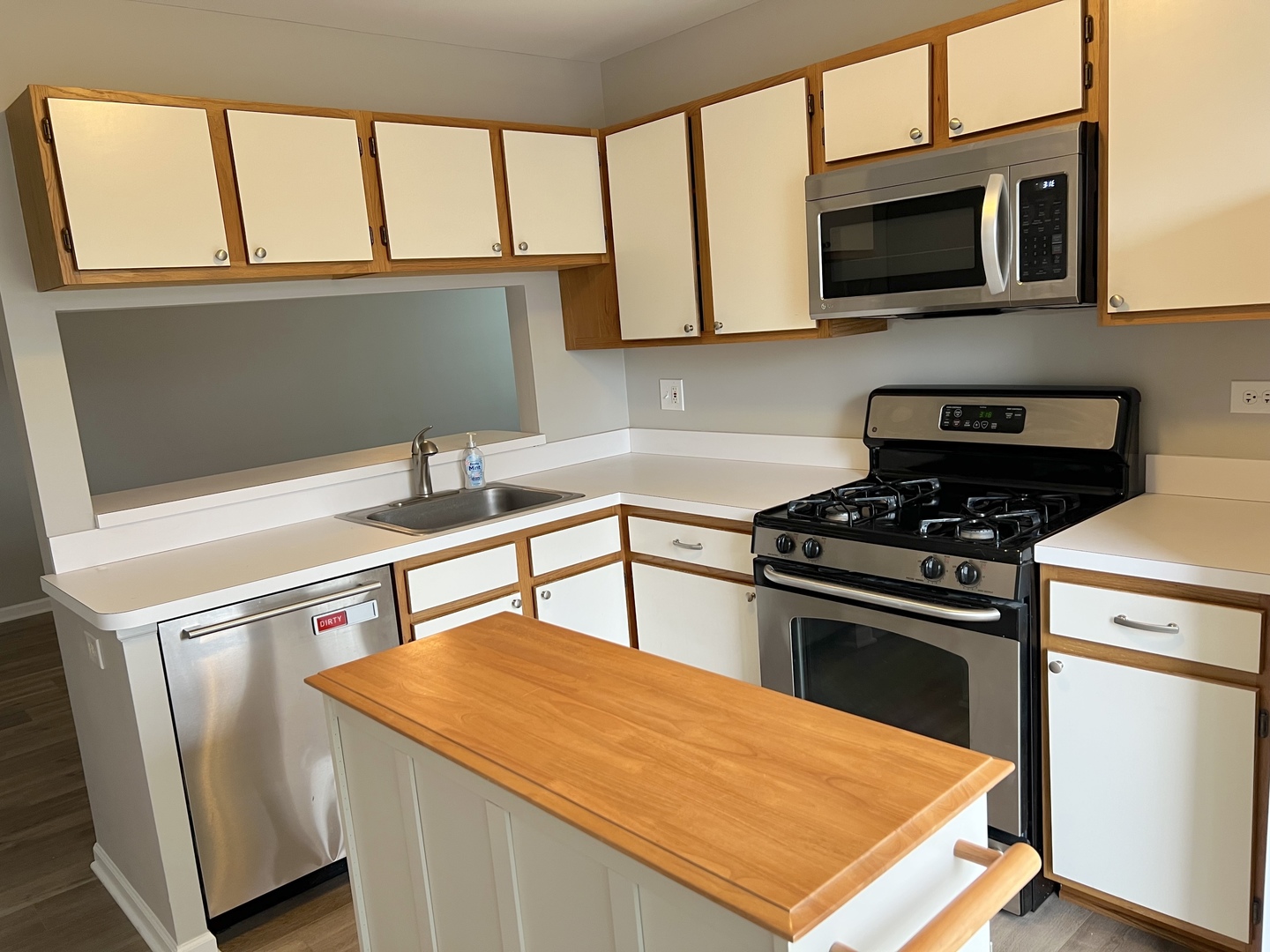 1704 Normantown Road Unit: 445