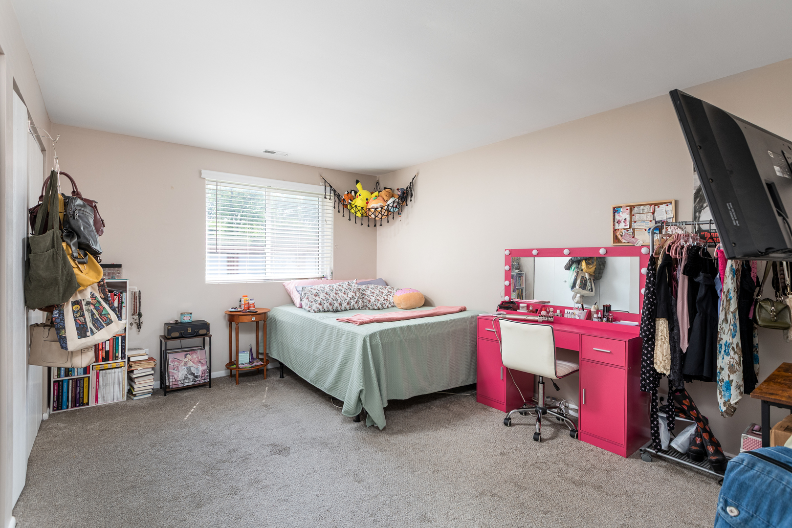 1500 S Fairfield Avenue Unit: 2A