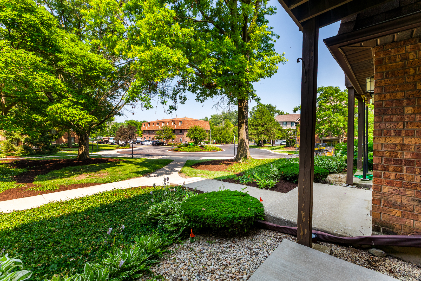 1500 S Fairfield Avenue Unit: 2A