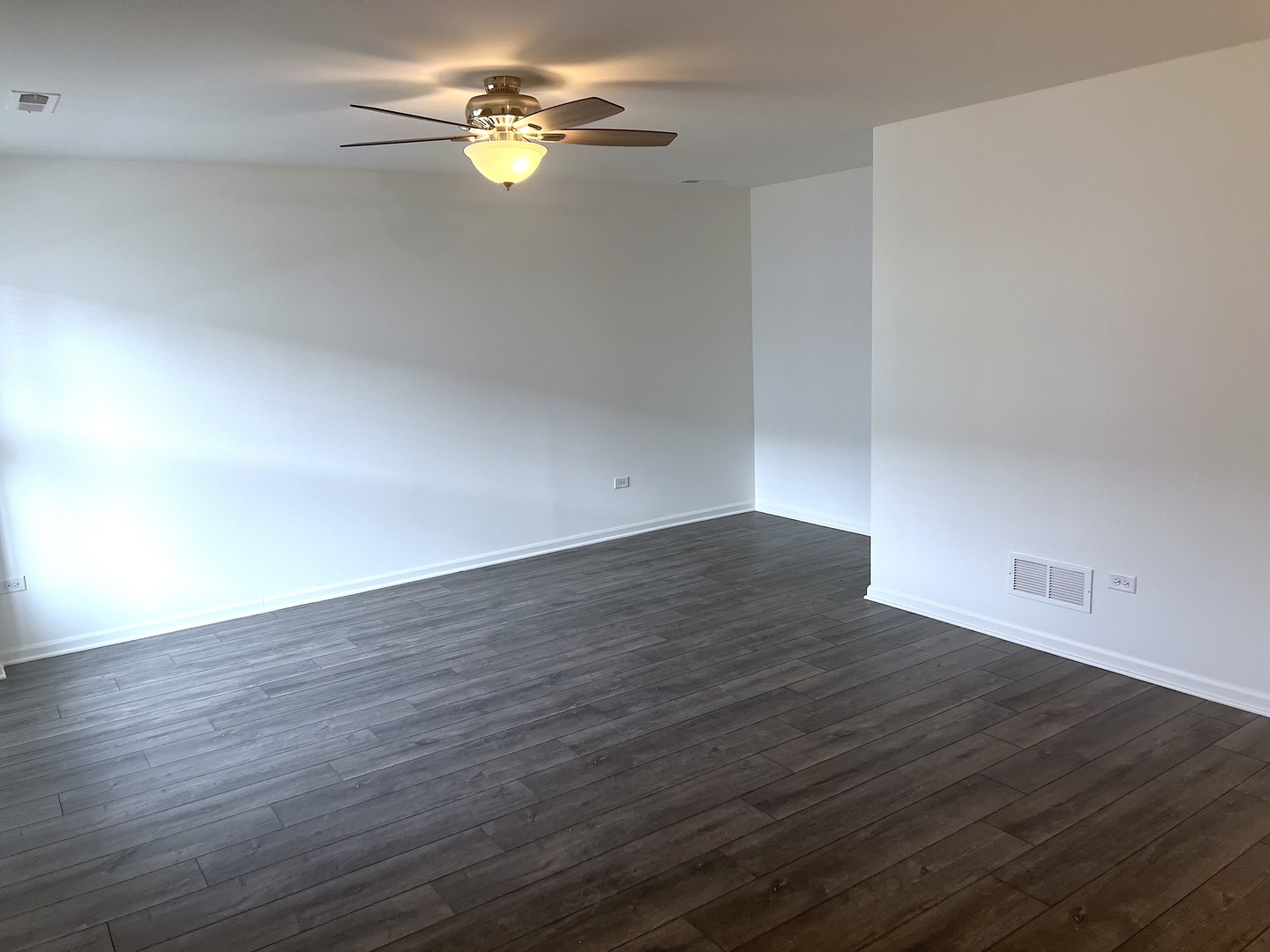 4221 Chelsea Manor Circle