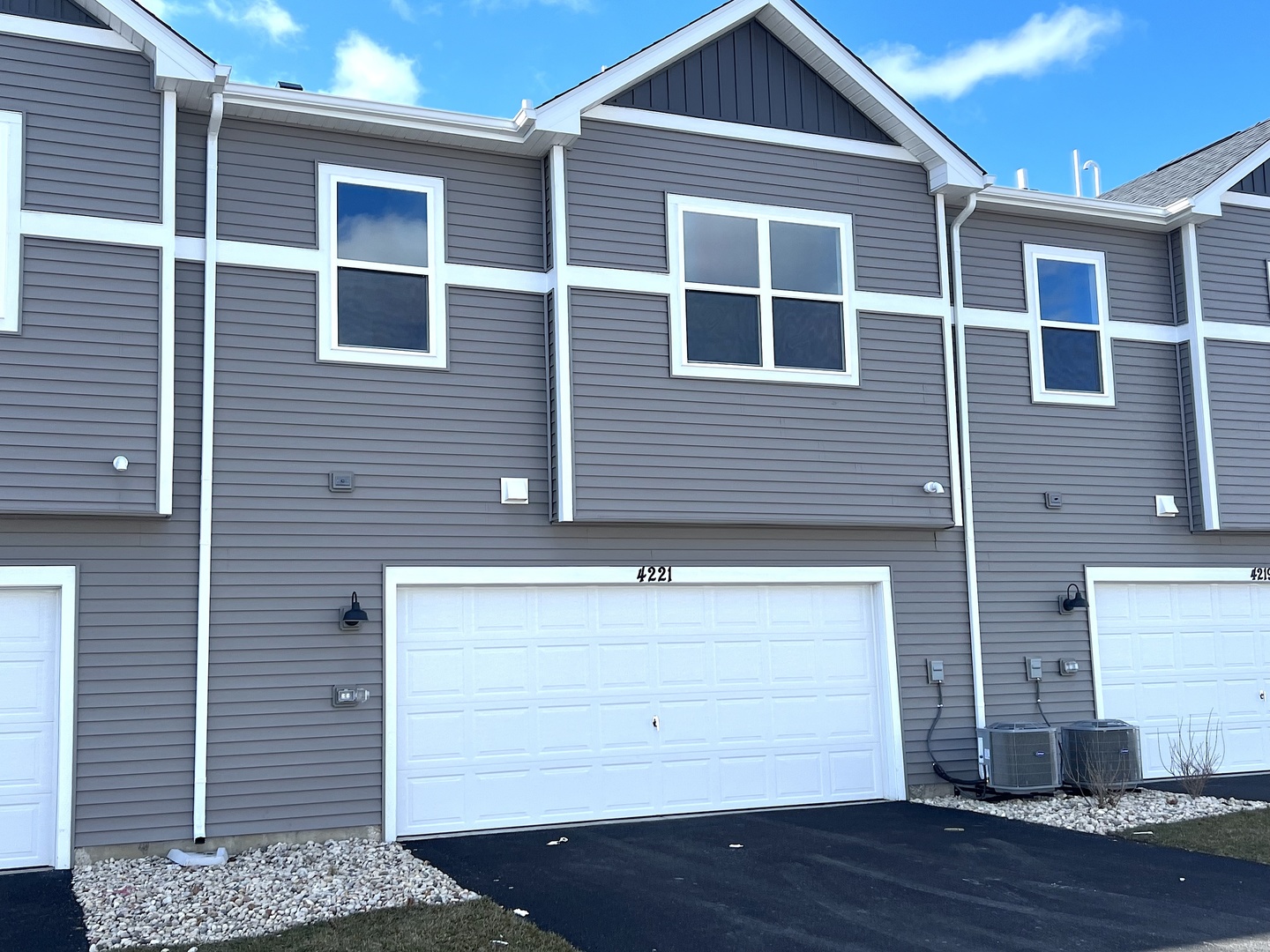 4221 Chelsea Manor Circle