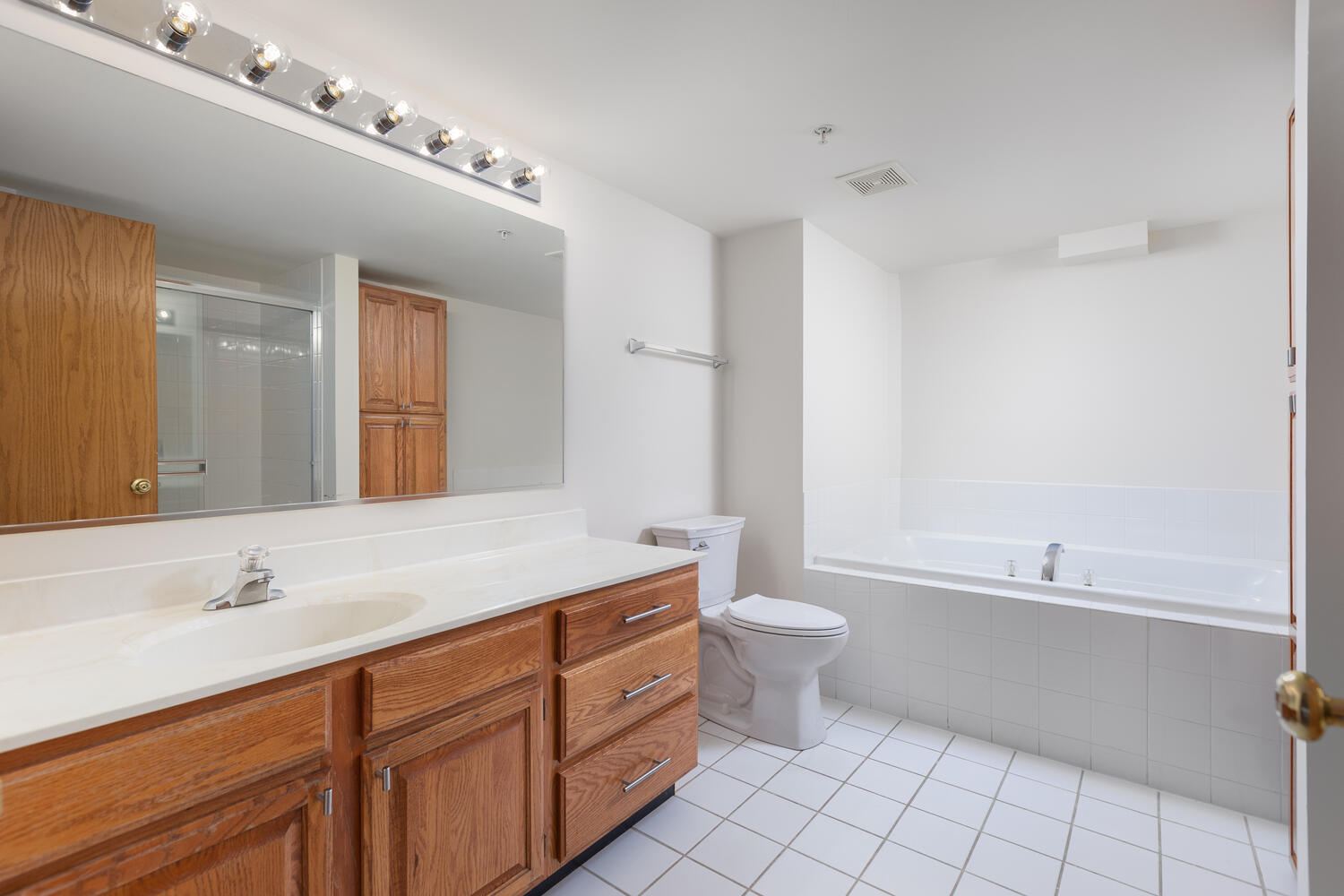 2020 Saint Regis Drive Unit: 509