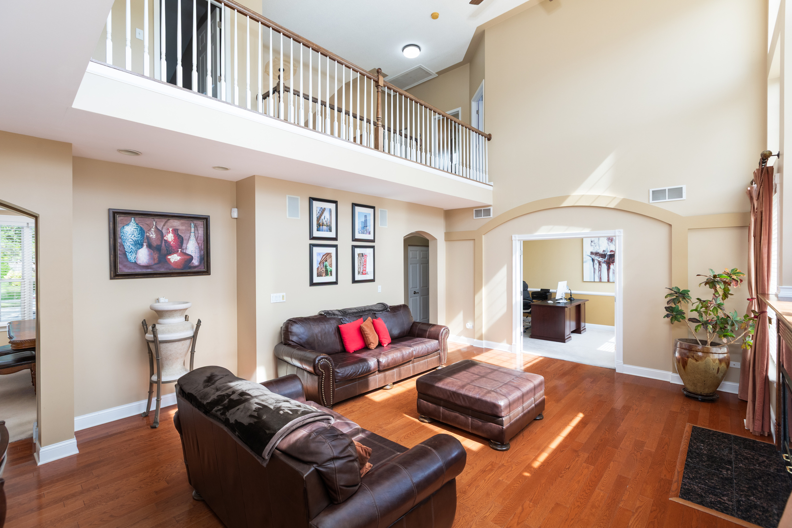 2151 KEMMERER Lane