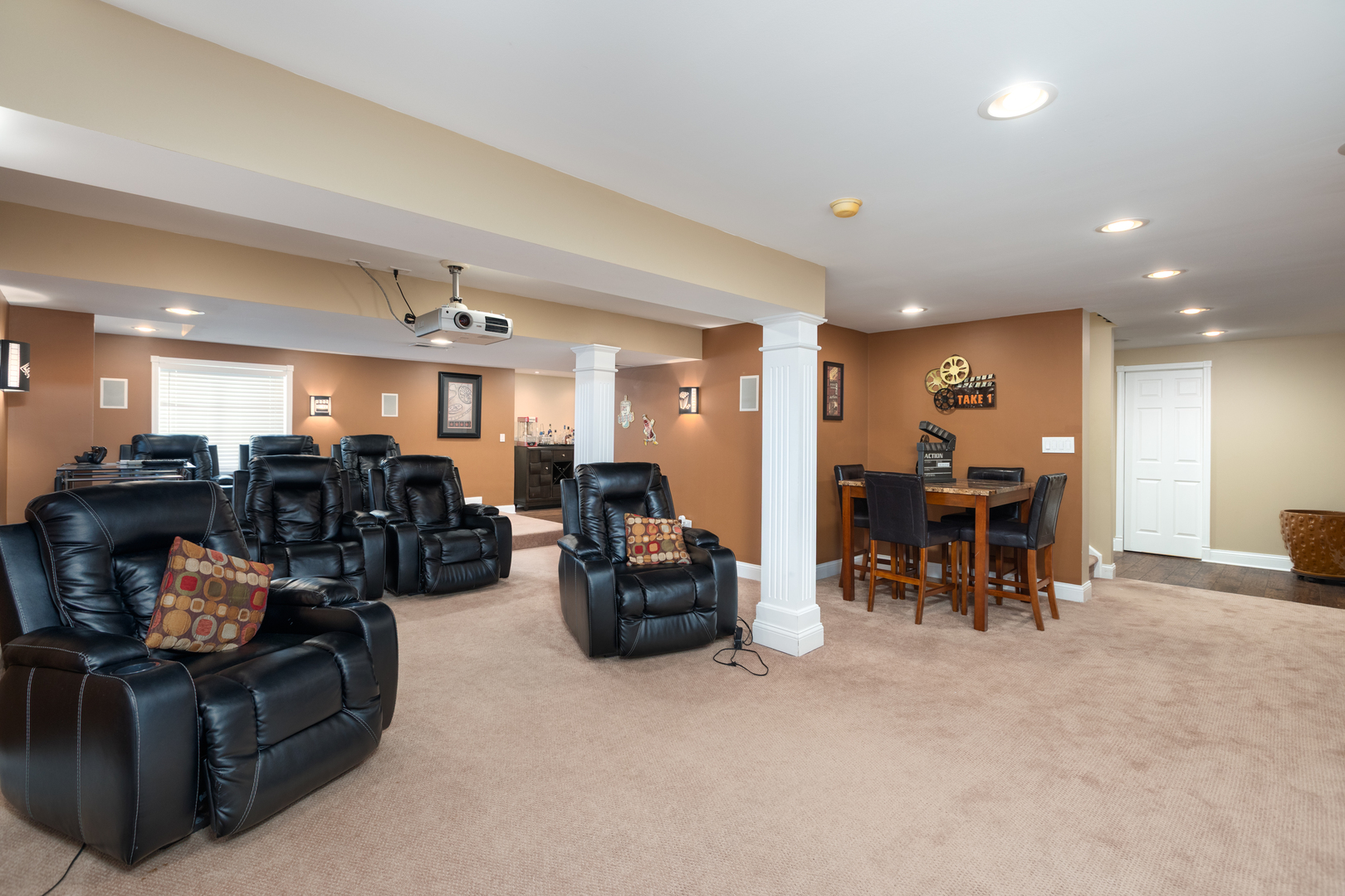 2151 KEMMERER Lane