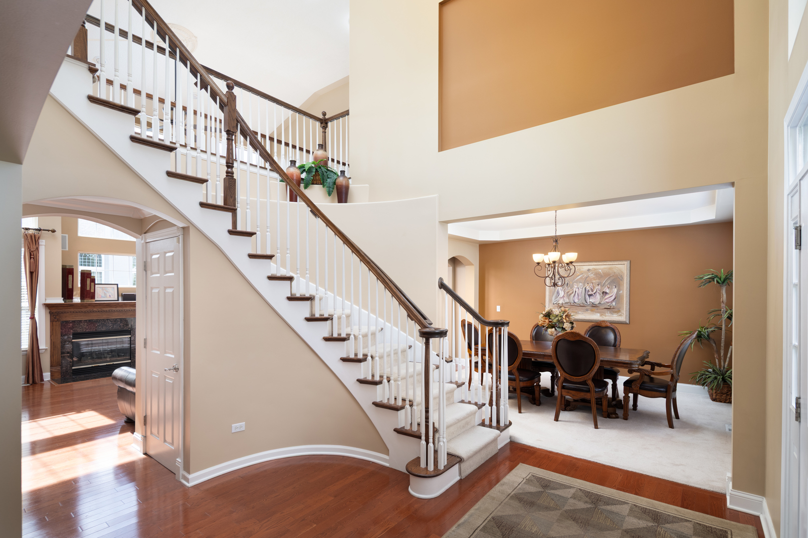 2151 KEMMERER Lane