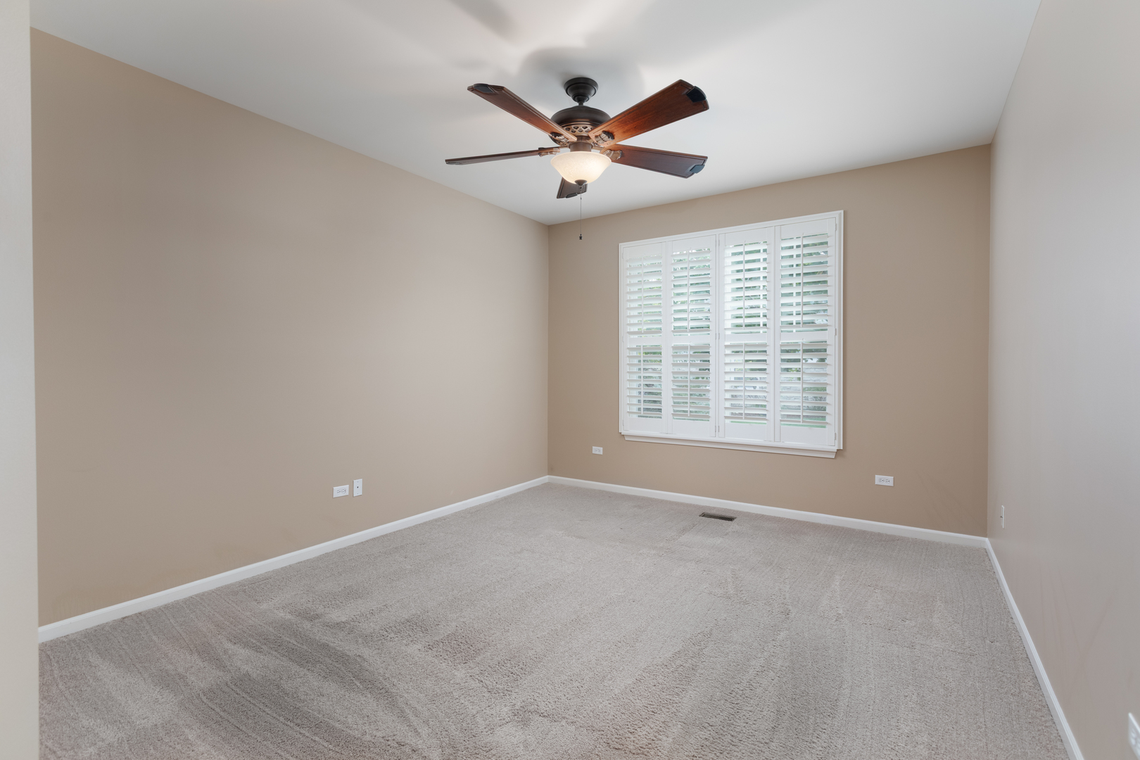 2629 Camberley Circle