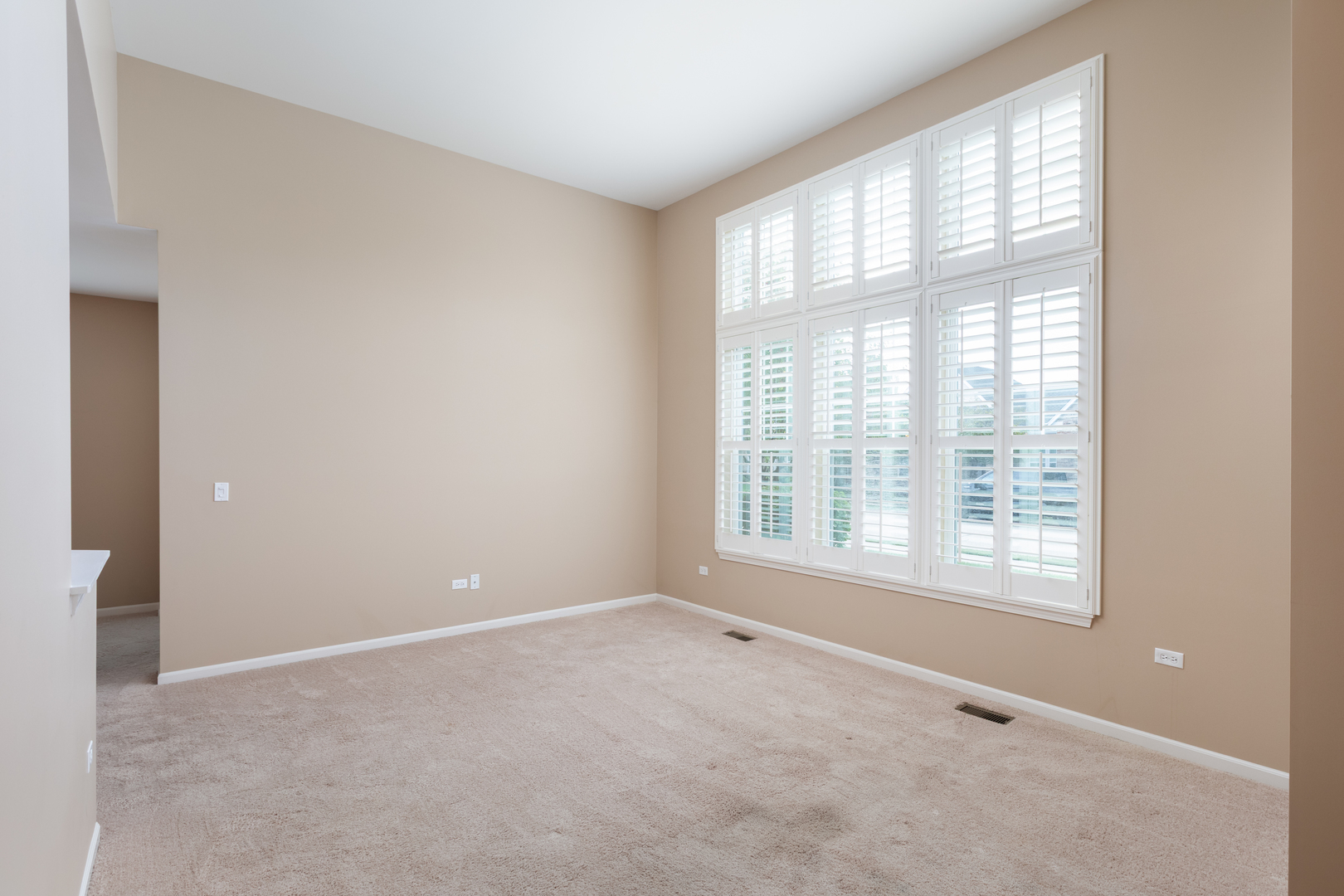 2629 Camberley Circle