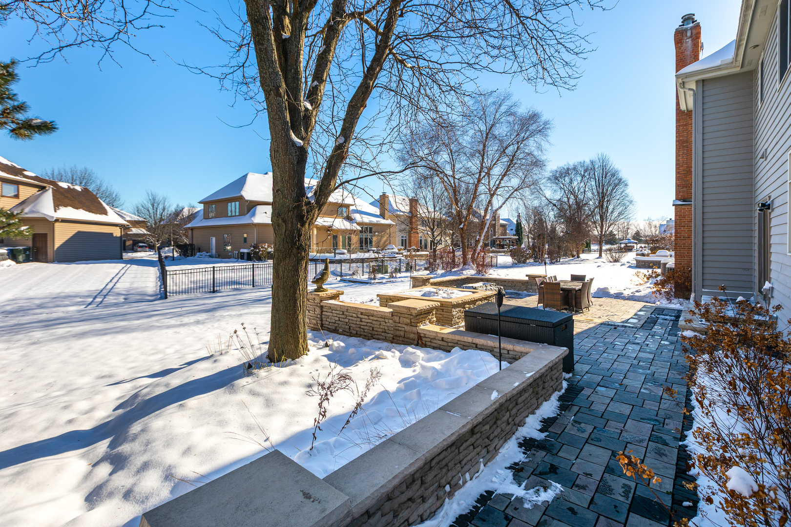 2652 Charlestowne Lane
